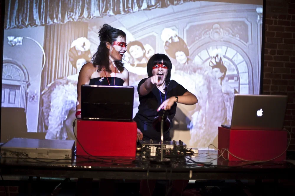 Soirée dansante - Les Crazy Crawleuses