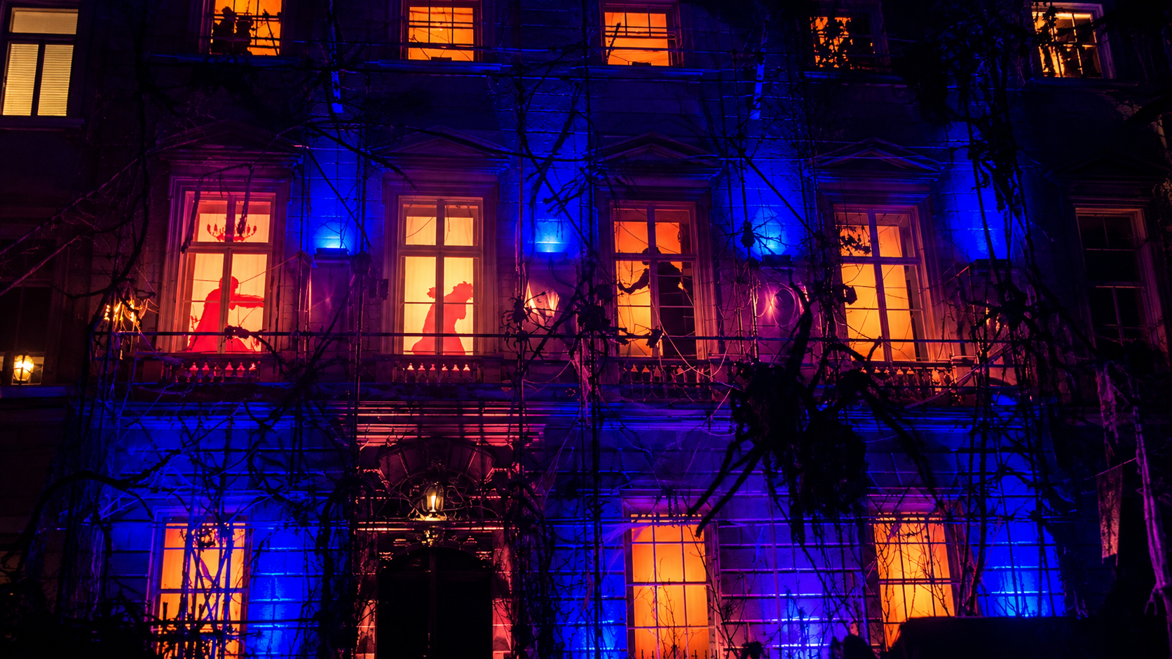 ANNABEL’S | HALLOWEEN LED FAÇADE EXPERIENCE