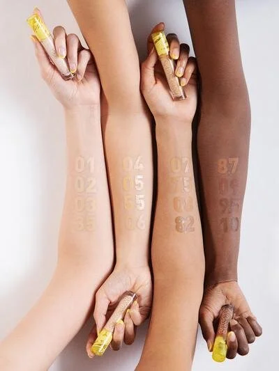 Kosas Revealer Concealer feat hand models