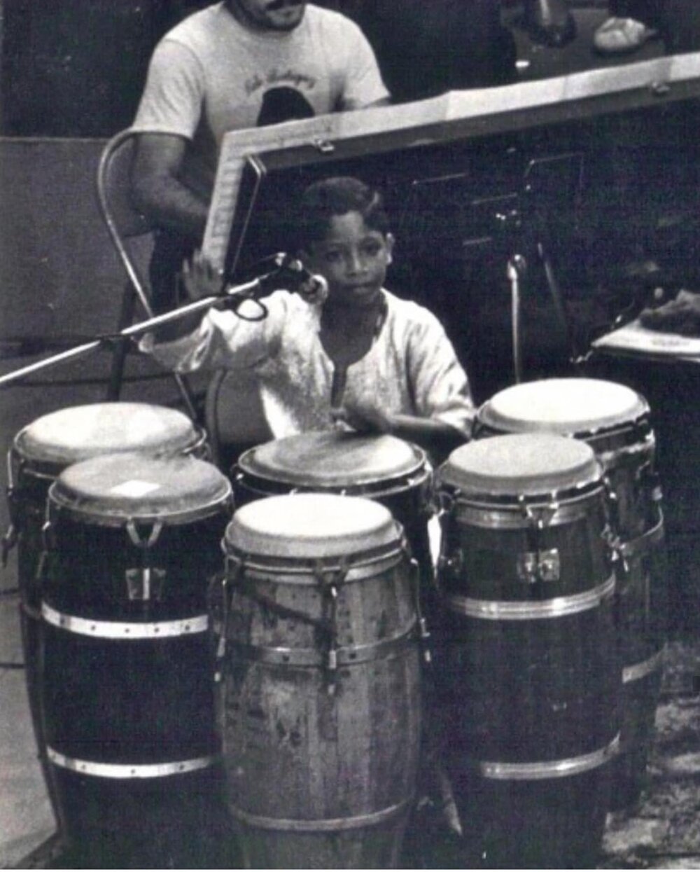  Richie Flores con un quinto de Cristóbal Colón (Fotógrafo desconocido) 