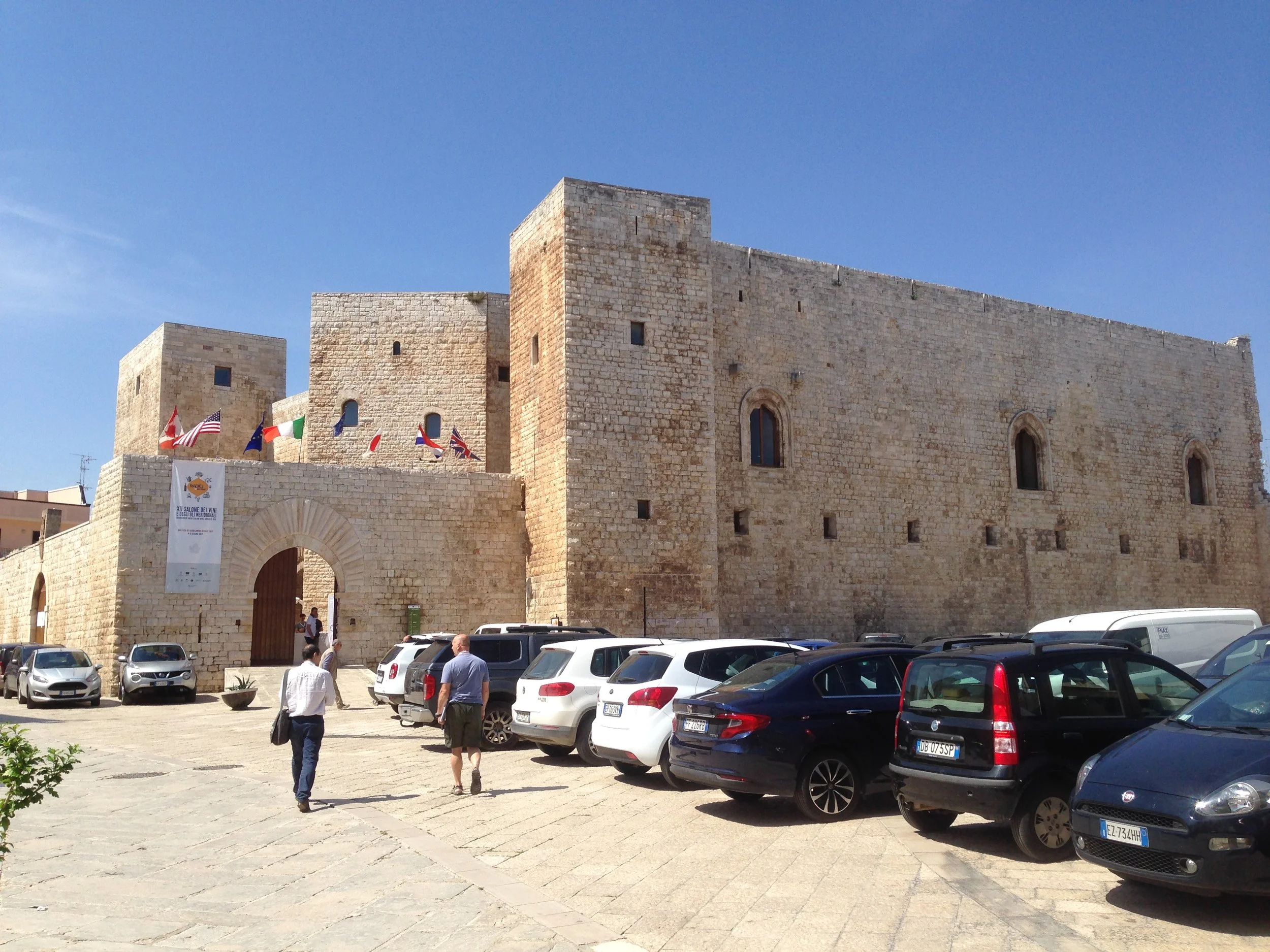 Il Castello Normanno Svevo di Sannicandro, dove si è svolta Radici del Sud 2017