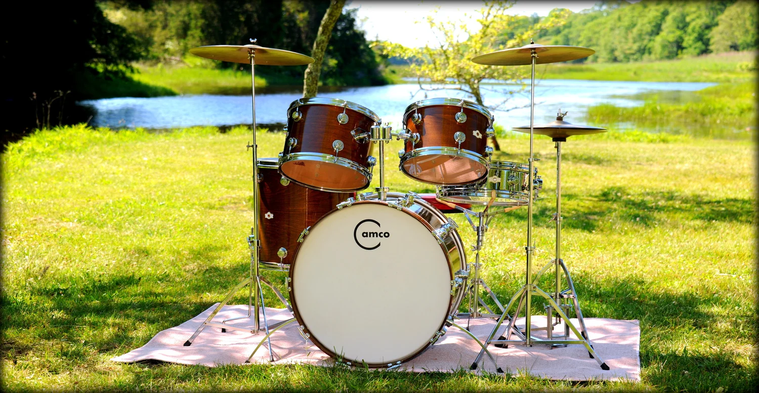 LA Camco 12/13/16/22 in original walnut & COB snare — Vintage Camco drums