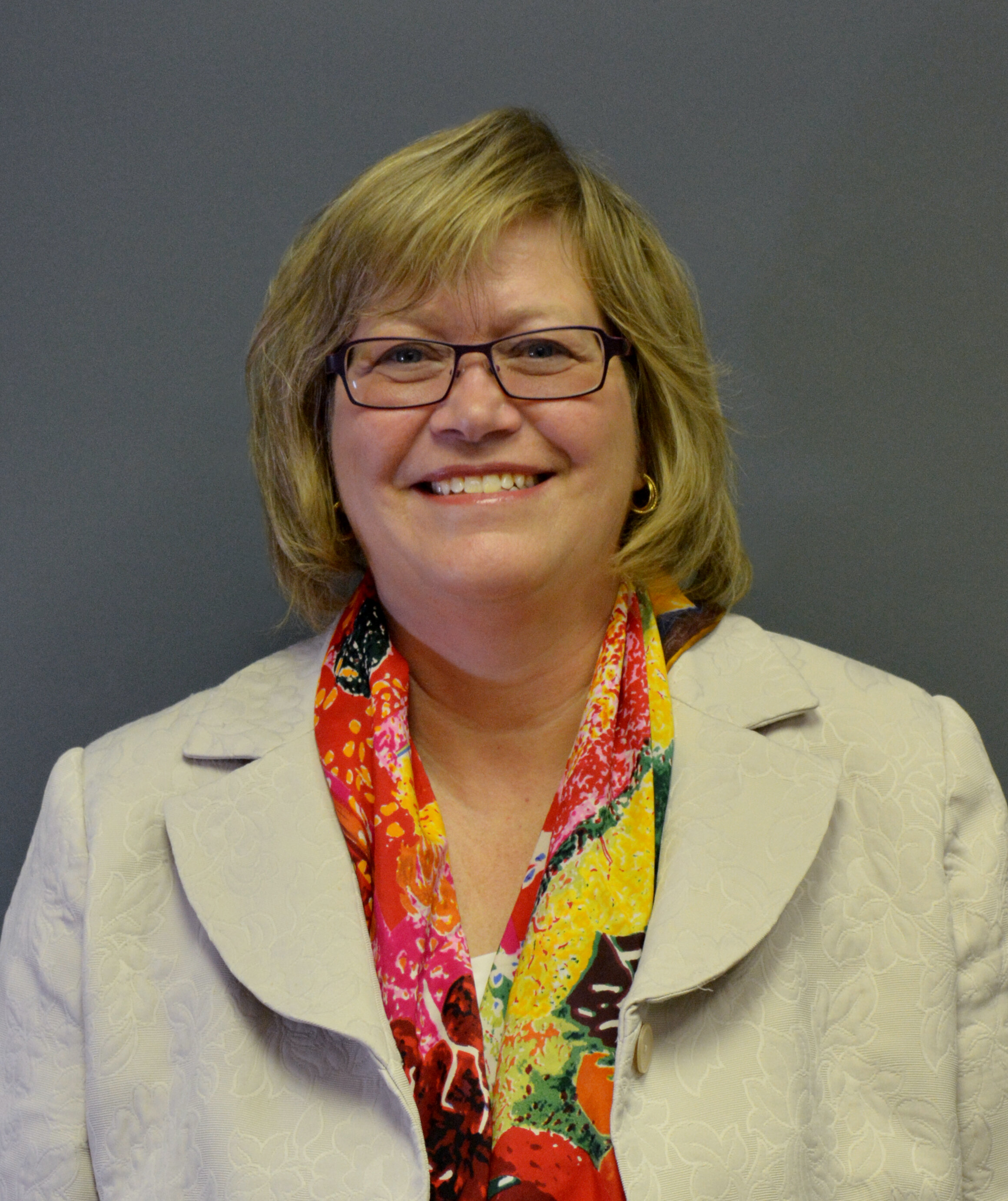 Dr. Luanne Metz