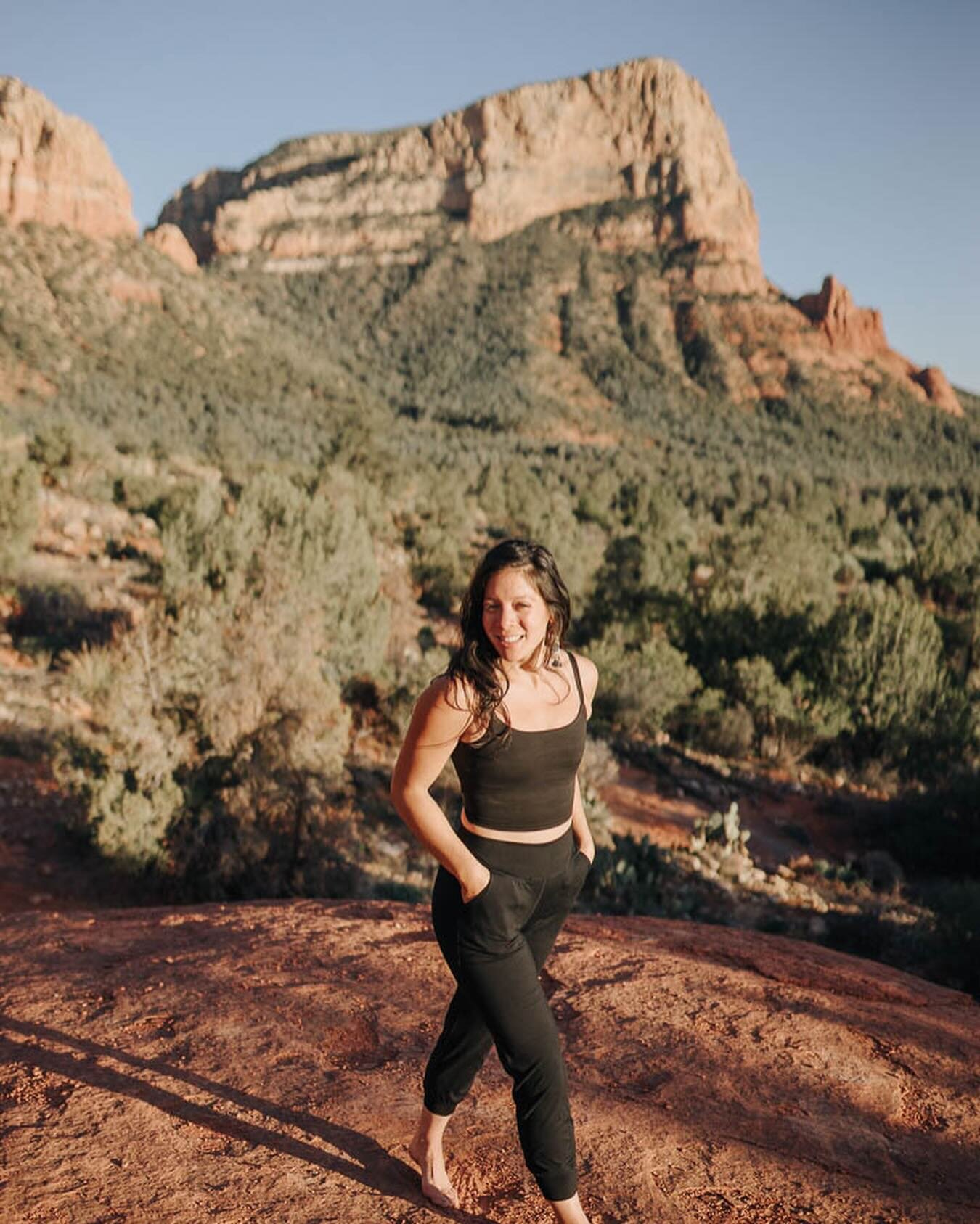 Ya&rsquo;ll counting down the days to @sedonayogafestival March 14-17!! 🏜️

For any spontaneous beings who want to join the magick, gather in the red rock temples of Nature and tap into the power of collective practice&hellip; I&rsquo;ve got some di