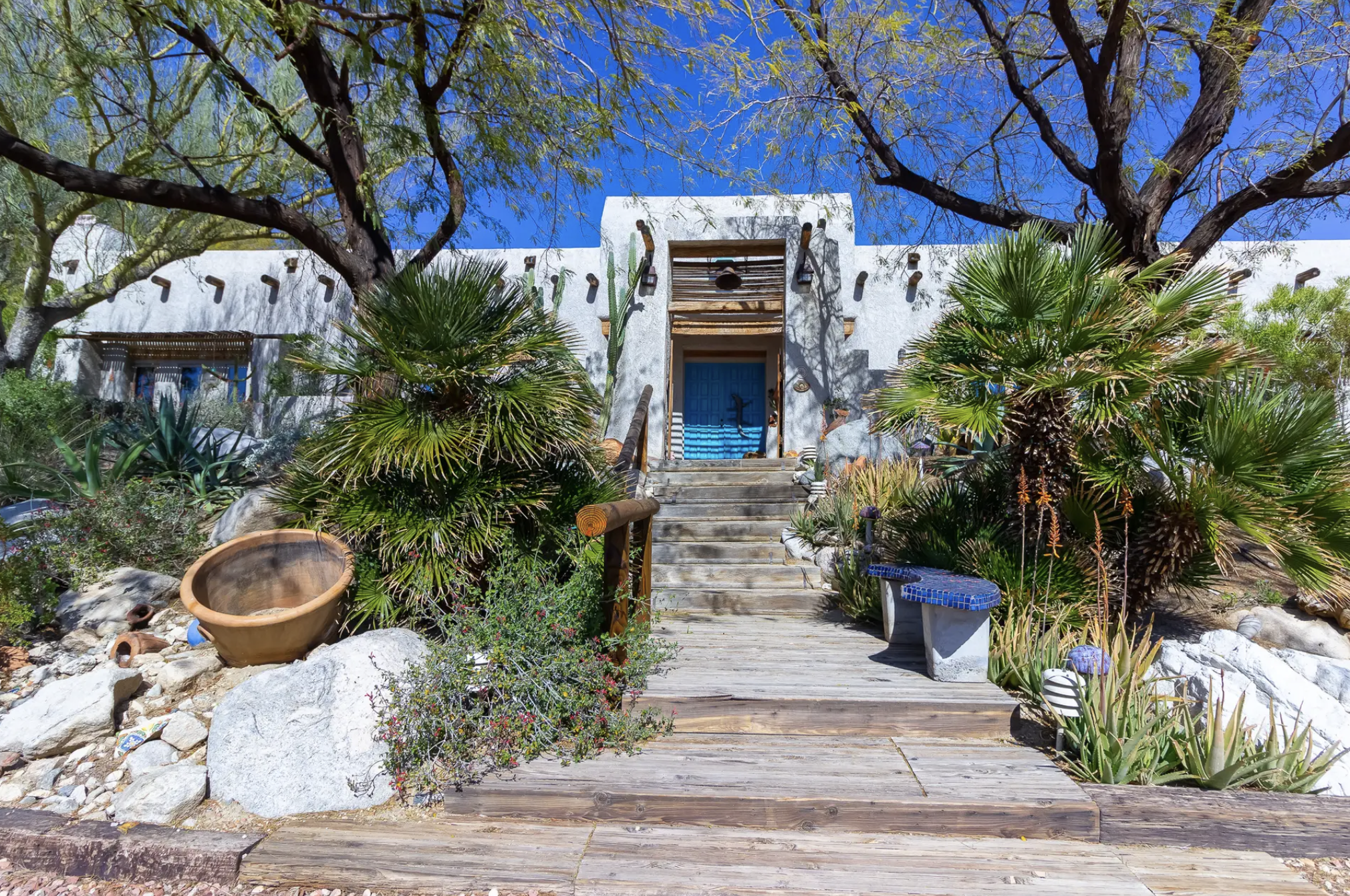 Creative-Roots-Retreat-Desert-Hot-Springs-Process-Art-Bubbling-Wells-1.png