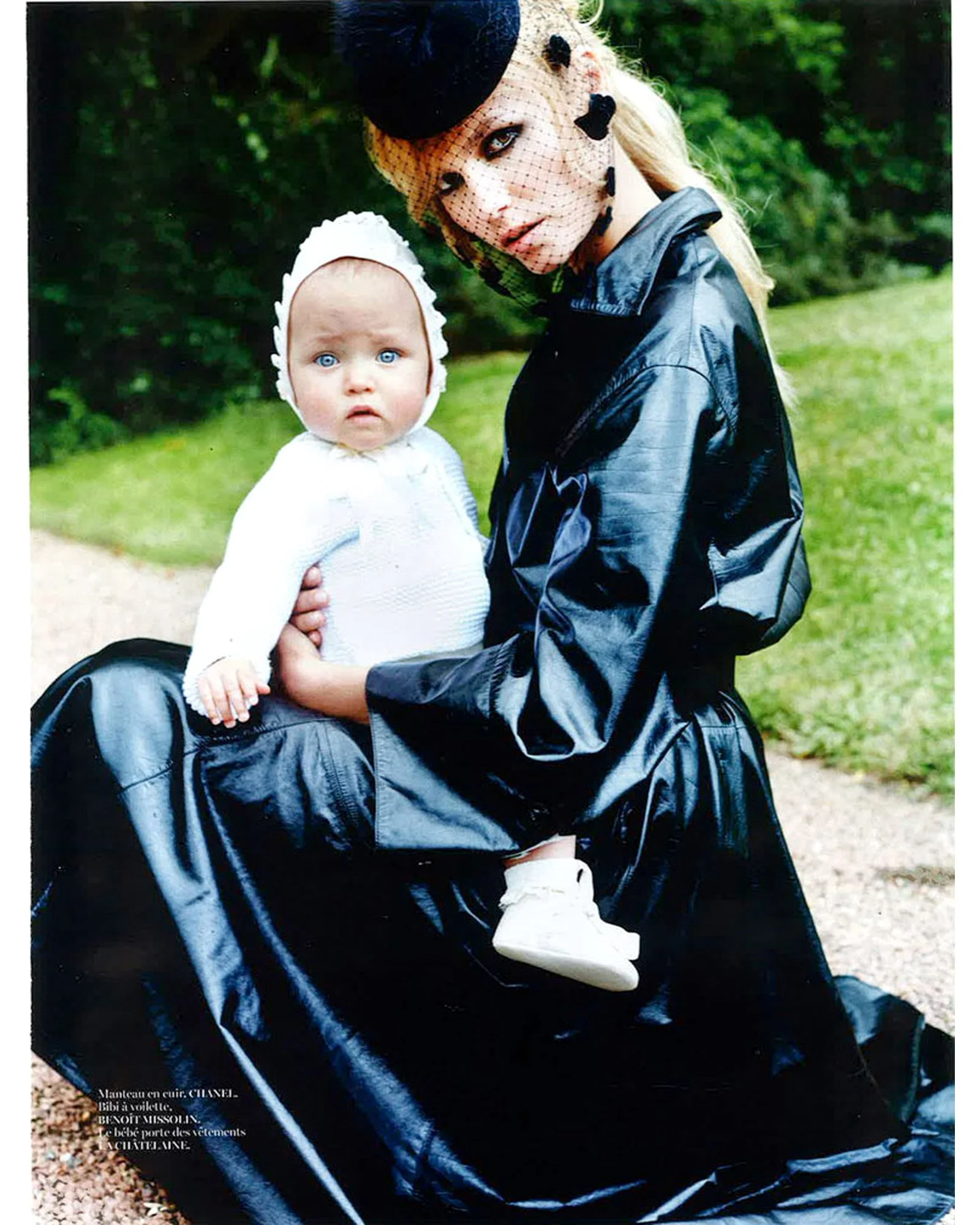 14_VogueParisOctobre2014-2_1600x2000.jpg