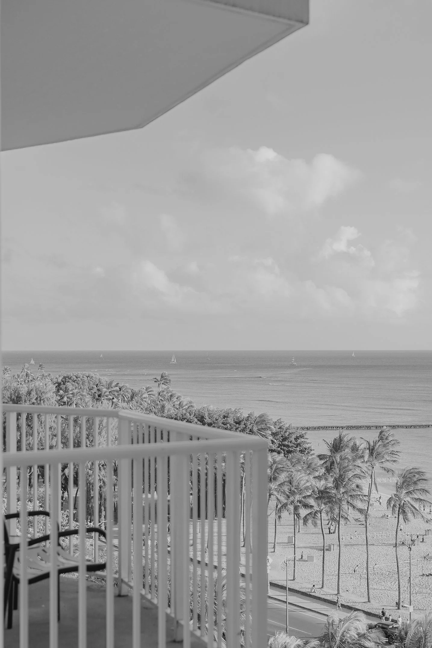 Hawaii-hotel-2.jpg