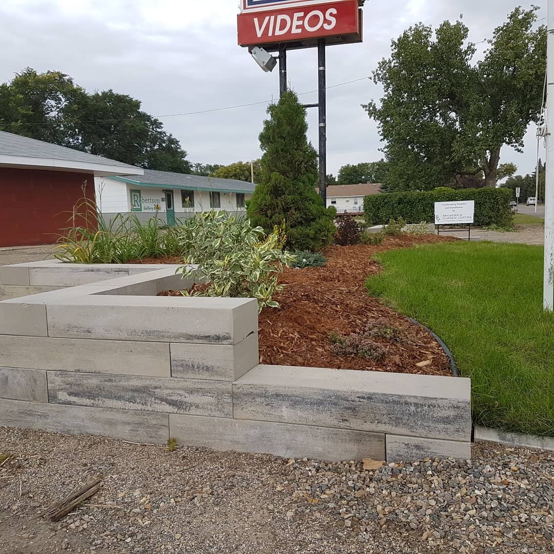 Here are before and after pictures of a job we recently finished that used Barkman Concrete's Architexture wall in Sterling. #barkmanconcrete #burnco #broderick #birdsnestinn