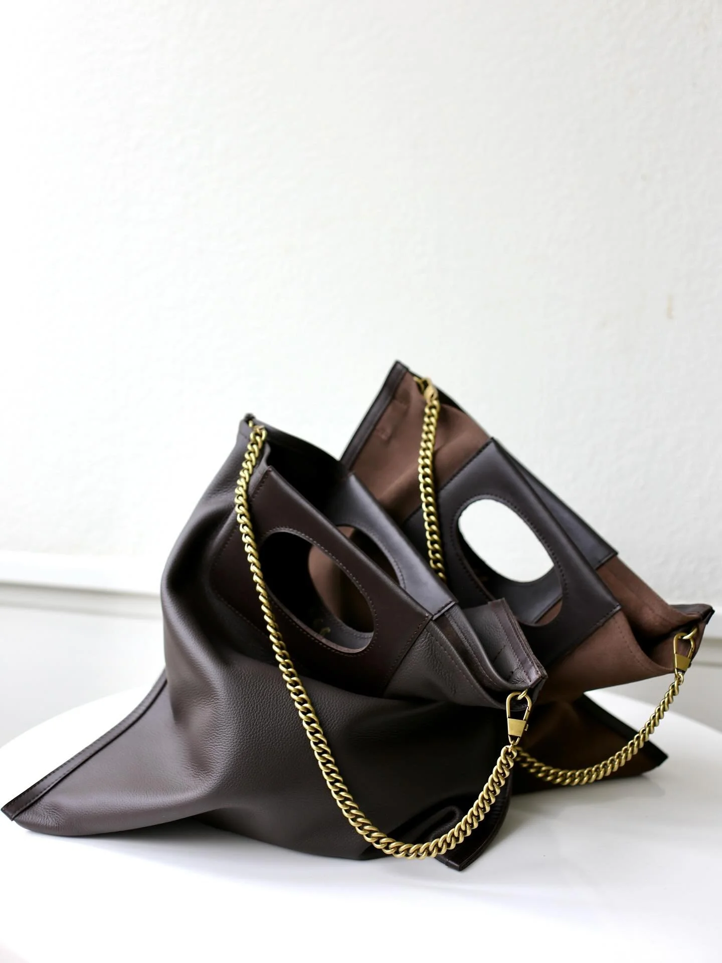 Introducing Catalina Mahogany
I&rsquo;m thrilled to introduce Cass&rsquo;s newest color &mdash; Catalina Mahogany. Inspired by a rare plant from Santa Catalina Island, it captures the natural elegance that defines our California-inspired palette.
Whe