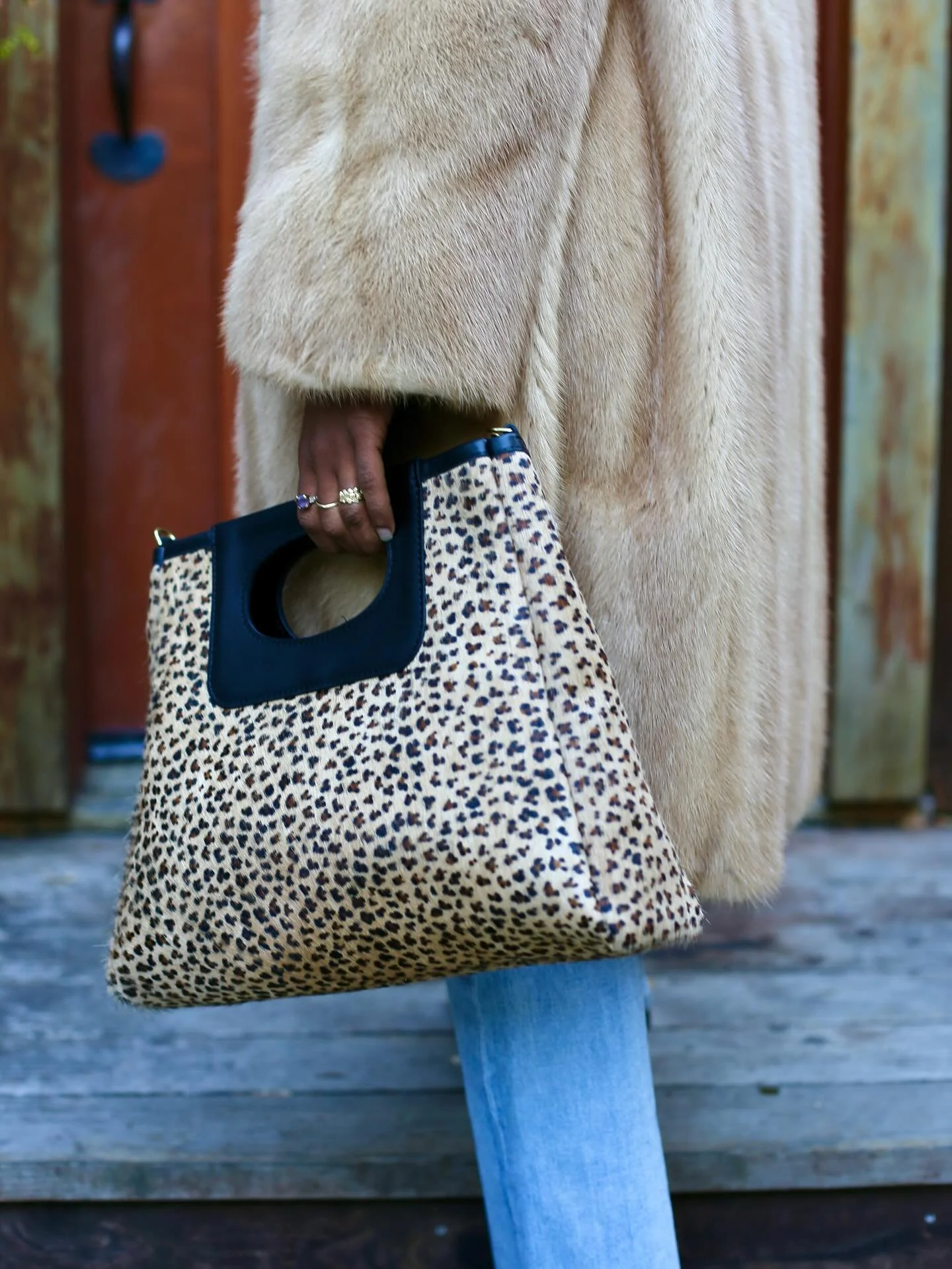 C L A S S I C carry | day or night #thecassclutch