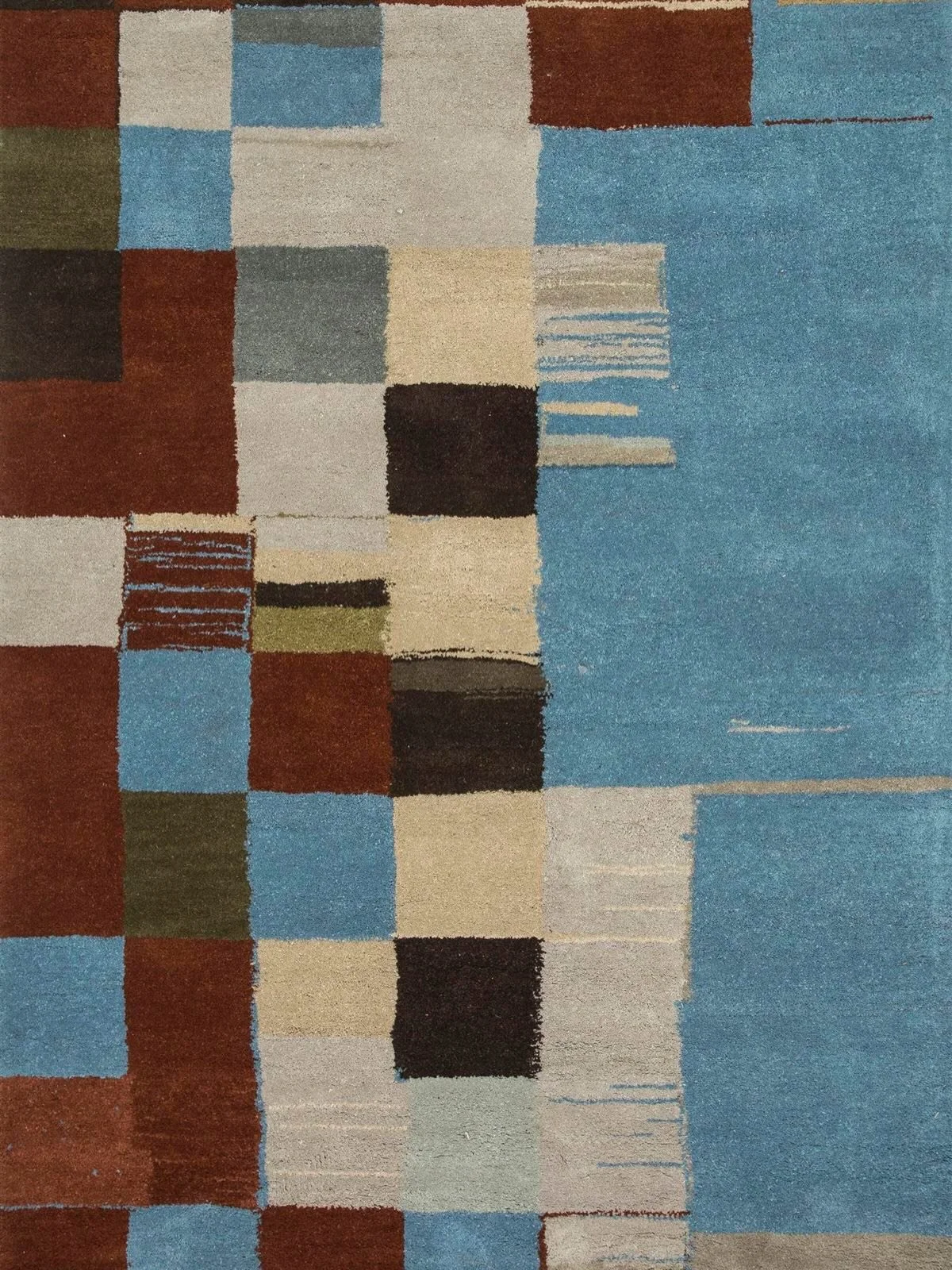 The Tone &mdash; a seasonal edit of feeling and inspiration.

As winter winds down, I&rsquo;m still reaching for blue &mdash; a little calm, a little steady. Softer than black but just as versatile with our colors, playful in the right hue, and alway