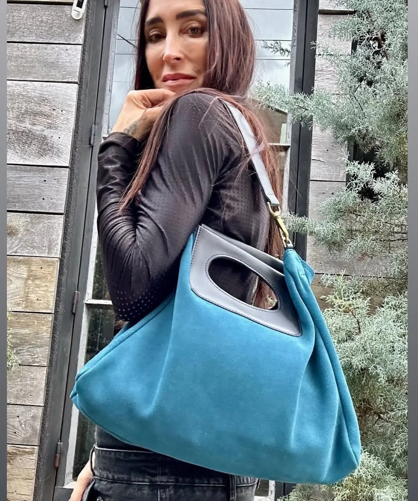 Since I&rsquo;m on the blue Cass hues I had to repost this beautiful Cass Carrier, Eileen O&rsquo;Dea, woodworker extraordinaire, fashionista and Cass carrier.  Tahoe Blue never looked so good! 💙 Check out her work @thewoodenpalate