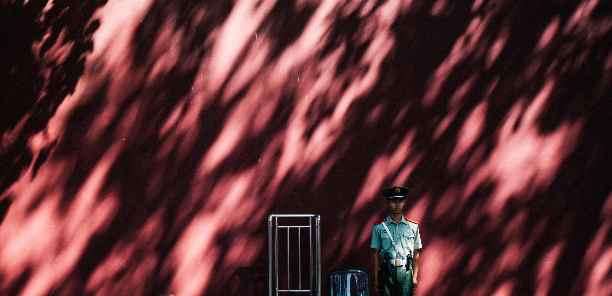Love these shadows on the wall. Photographing guards is definitely frowned upon.