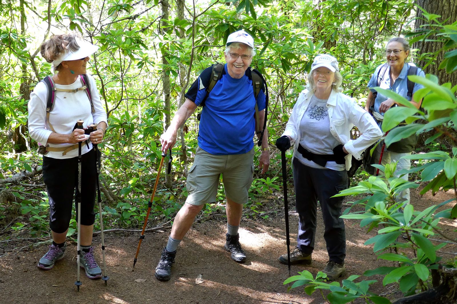  Nancy, Bill, June and Ann all look like they are having fun 