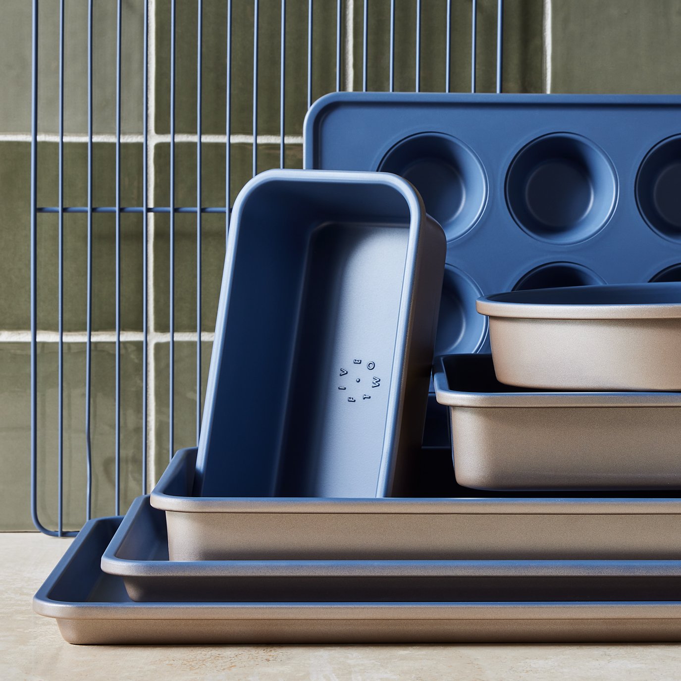 2023-1027_five-two_bakeware-collection-v2_1x1_mark-weinberg-153.jpg