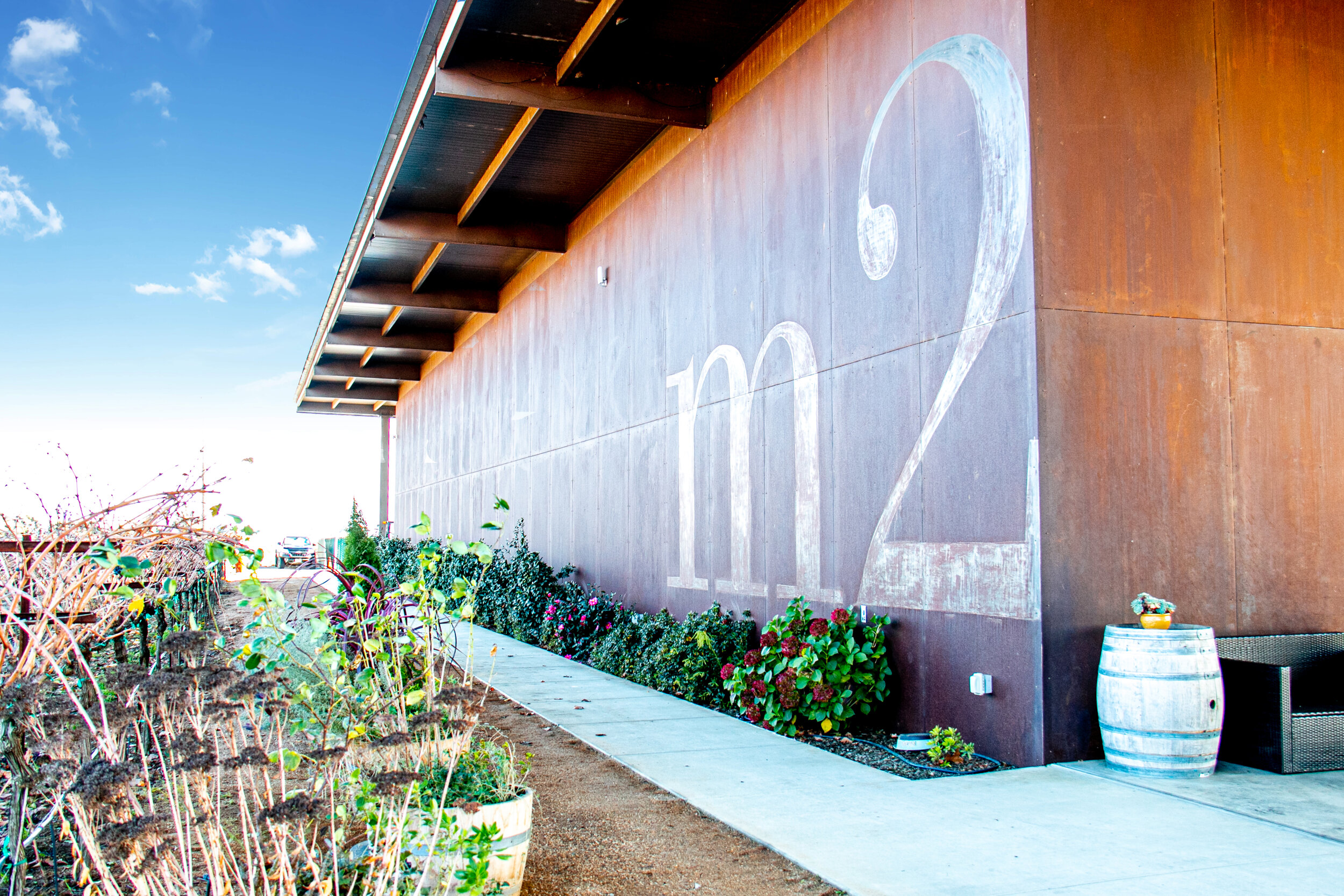 outdoor-m2.jpg