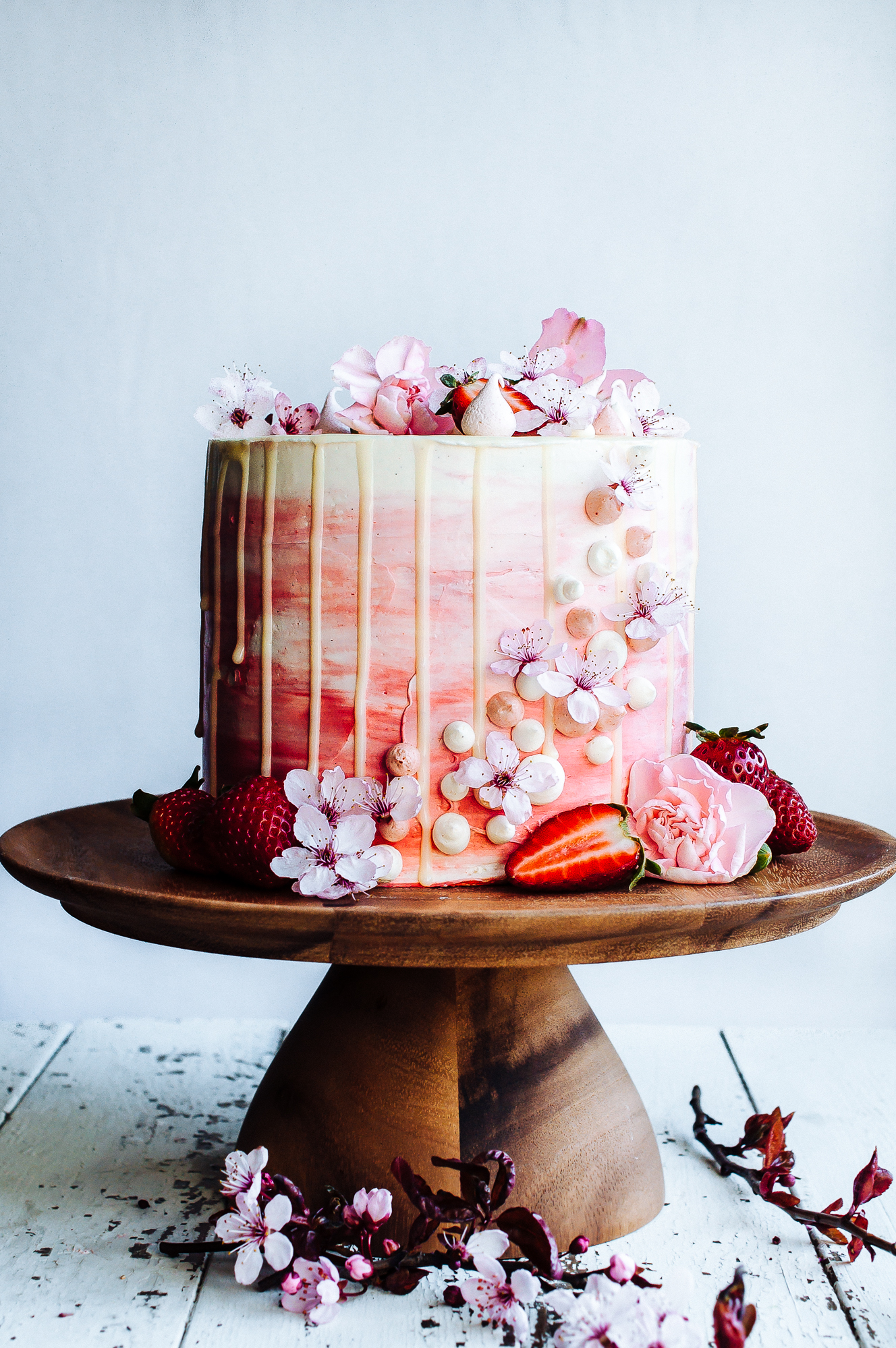 Strawberry and vanilla cake 8.jpg