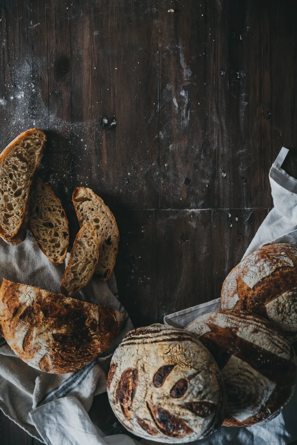 roasted garlic sourdough-7.jpg