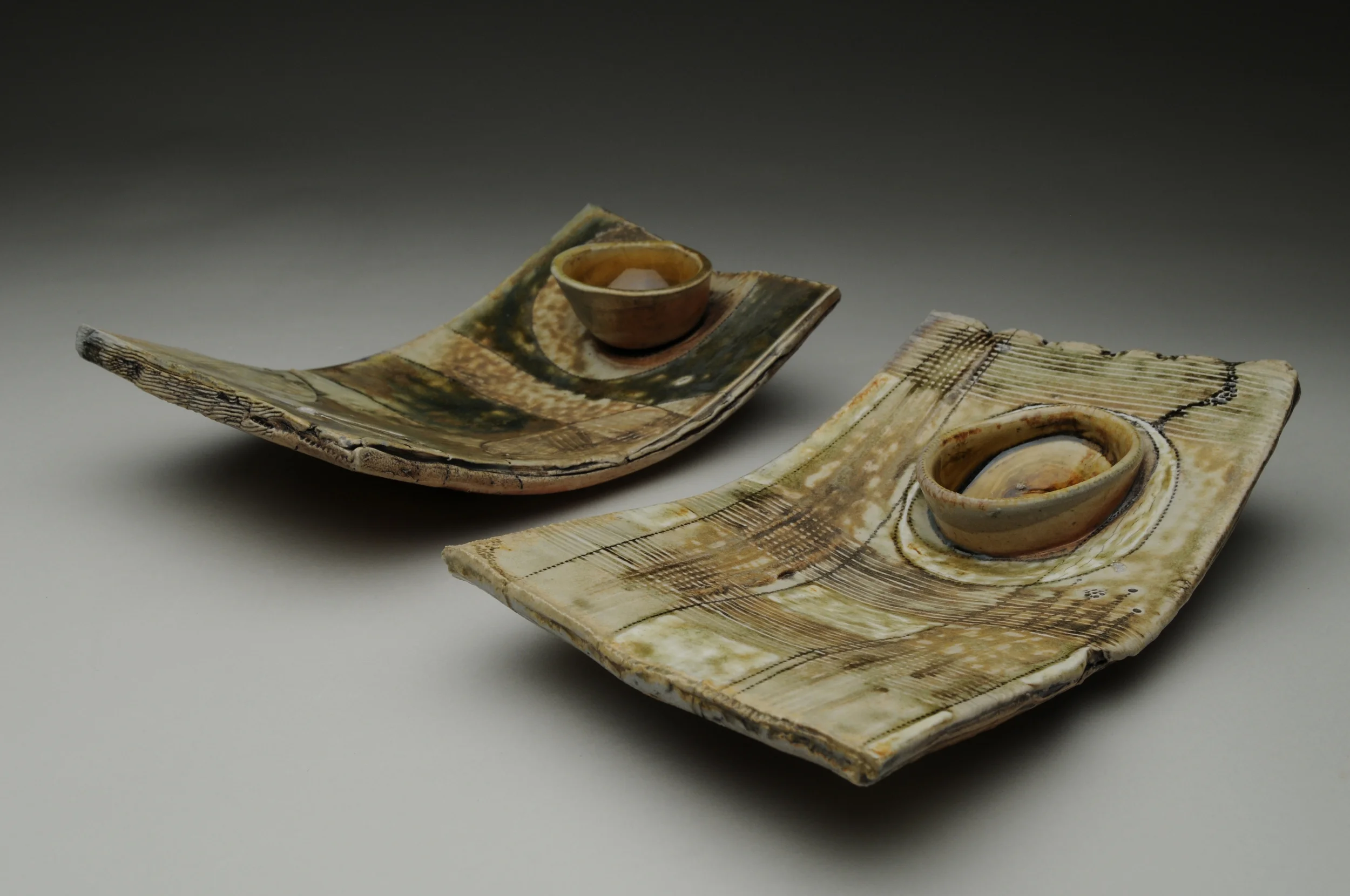 2sushitrayintgbowls.jpg