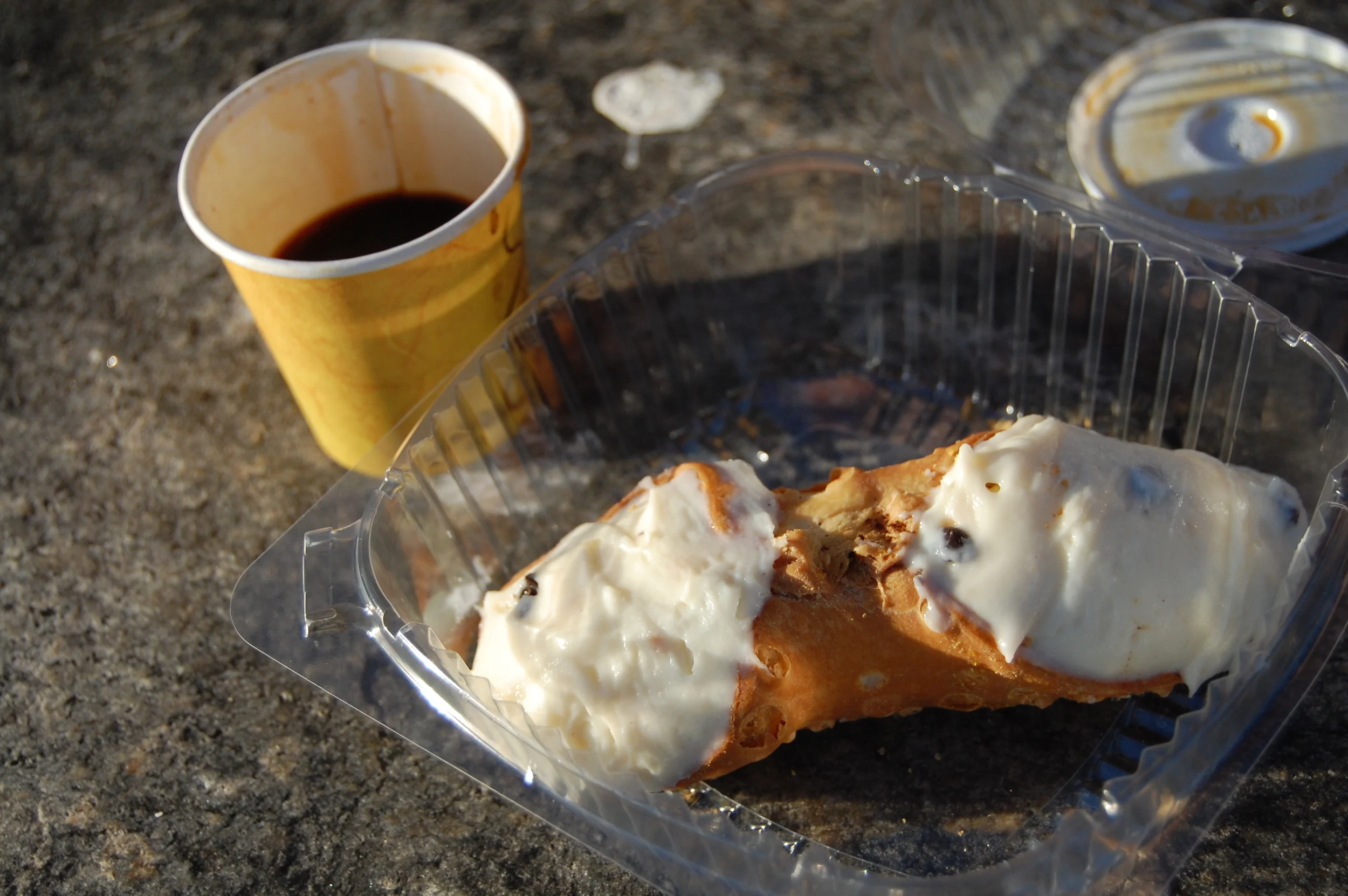 Vaccaro's Cannoli and Espresso