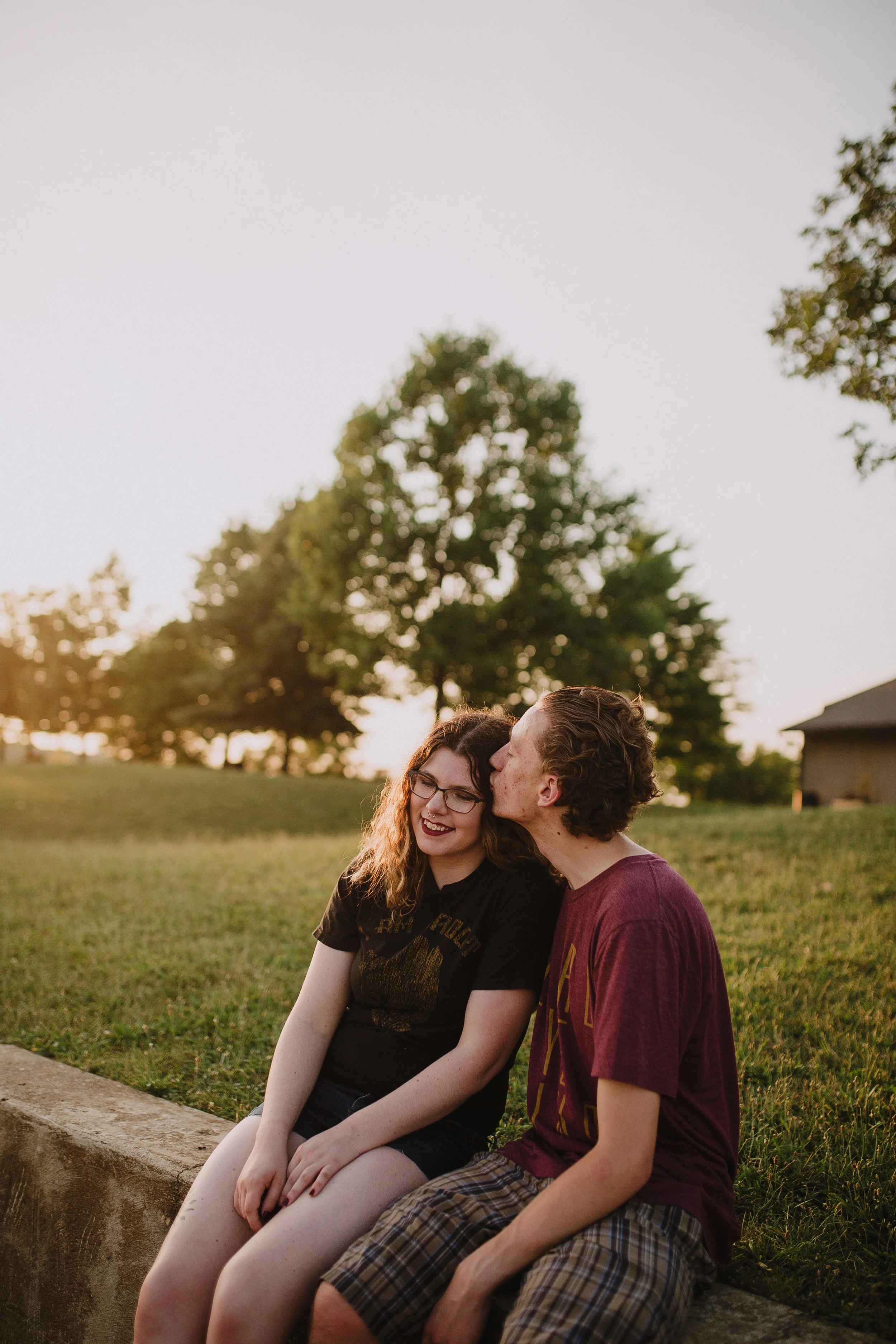 BRENDAN+NYSSA-COUPLE-REAGANLYNNPHOTOGRAPHY-SUMMITLAKESTATEPARK-INDIANA-18.jpg