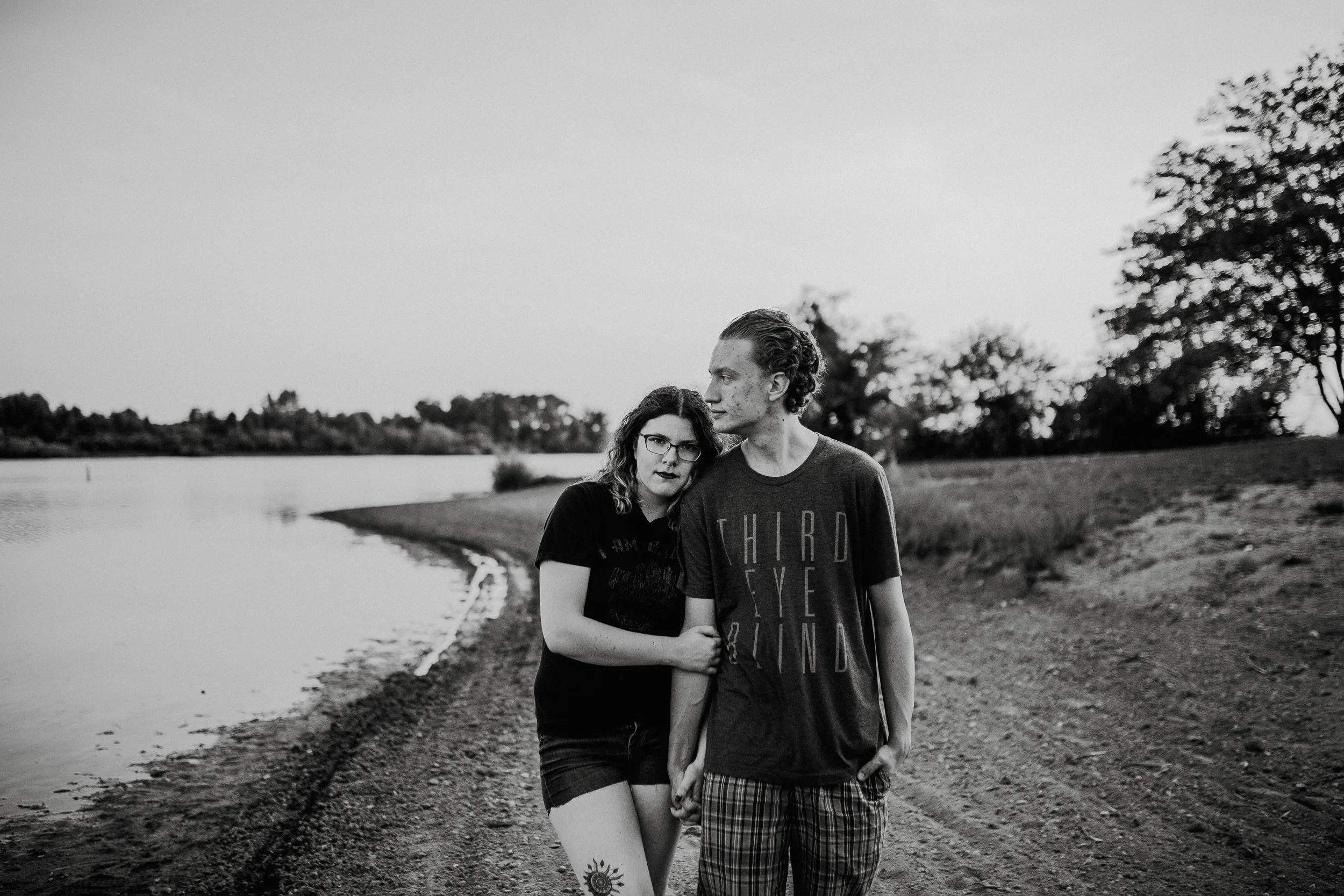 BRENDAN+NYSSA-COUPLE-REAGANLYNNPHOTOGRAPHY-SUMMITLAKESTATEPARK-INDIANA-23.jpg
