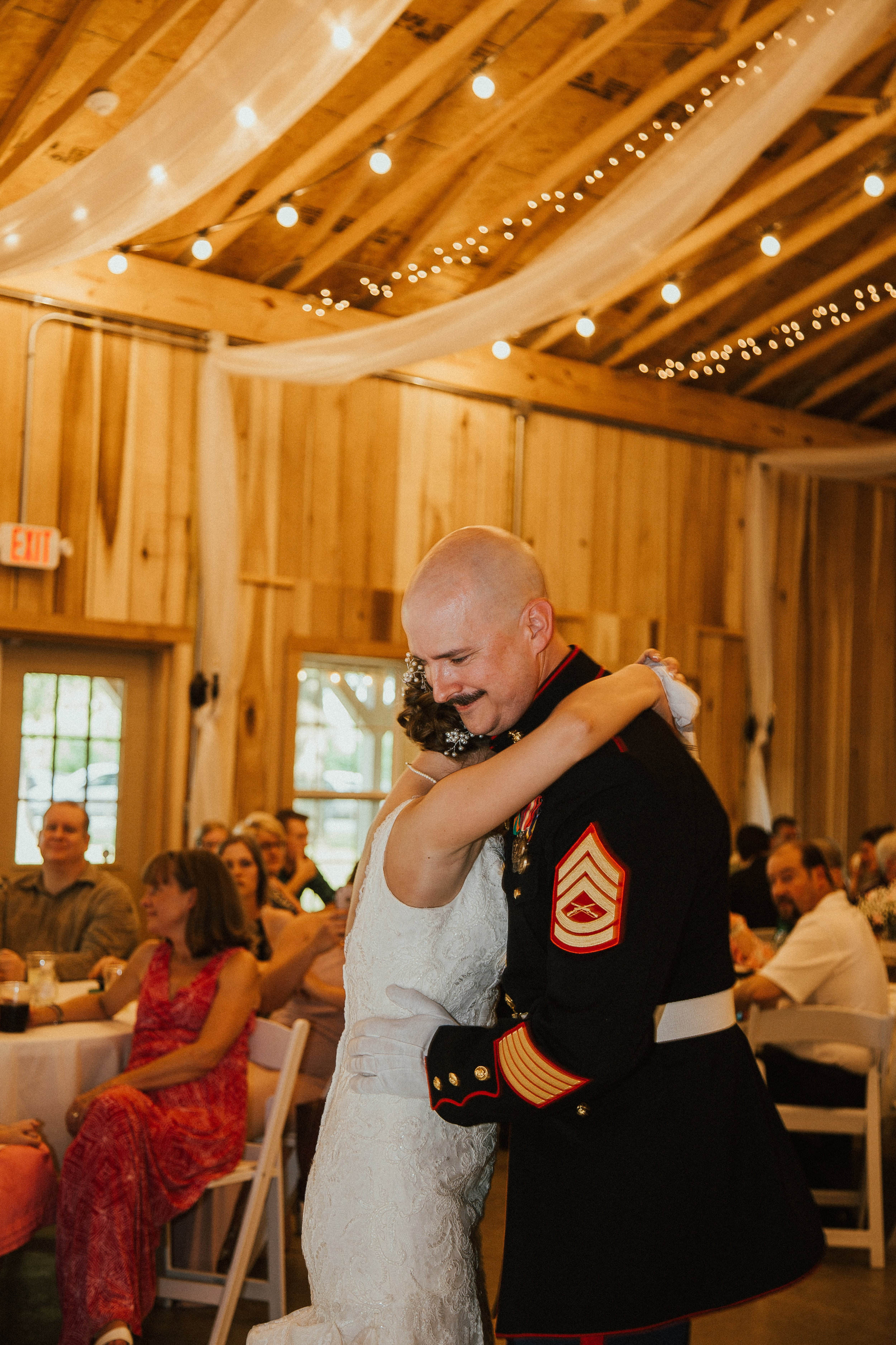 EADS-WEDDING-REAGANLYNNPHOTOGRAPHY-ANDERSON-INDIANA-40.jpg