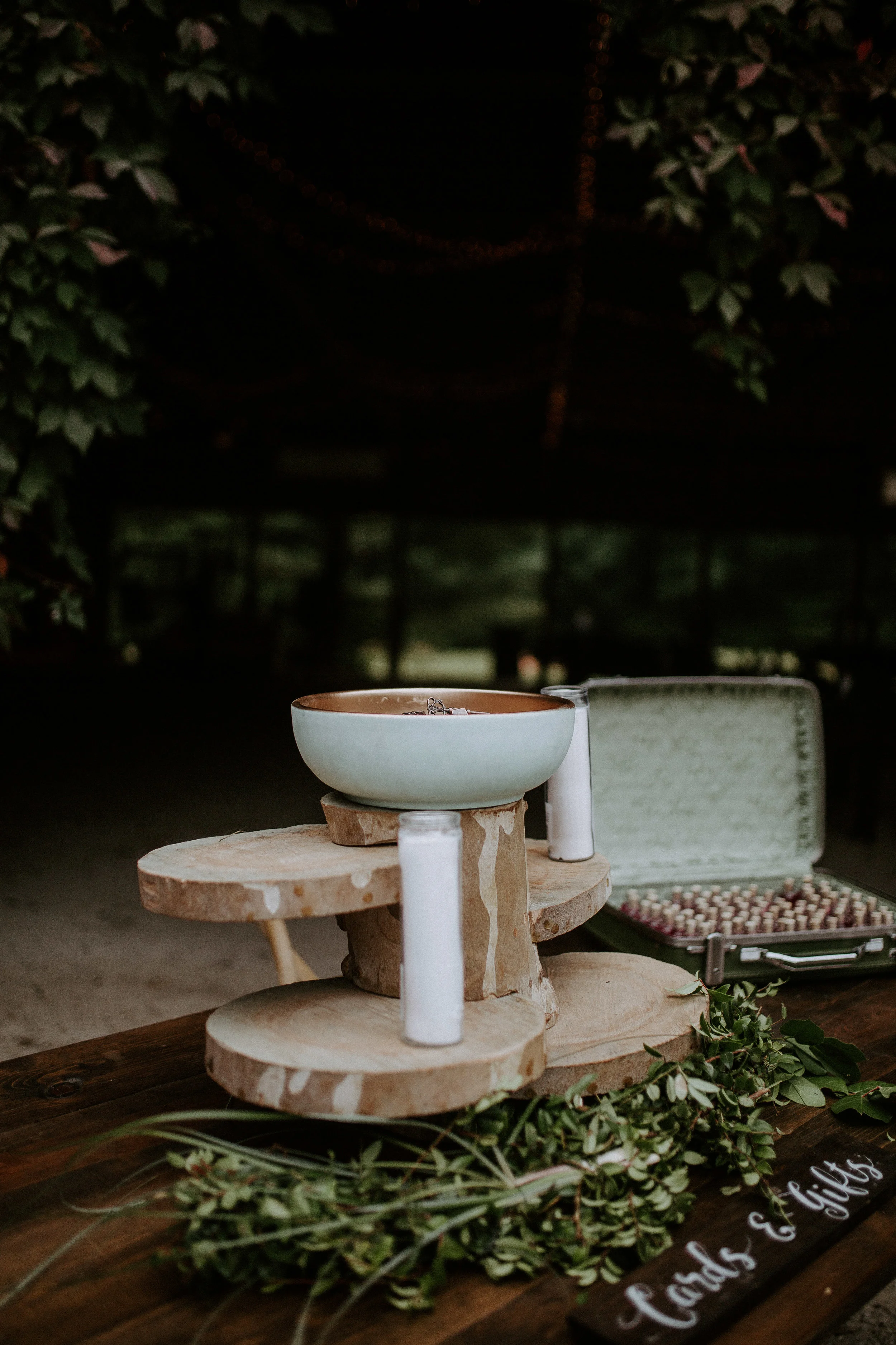SMITHWEDDING-REAGANLYNNPHOTOGRAPHY-STABLESTUDIOS-INDIANA-11.jpg