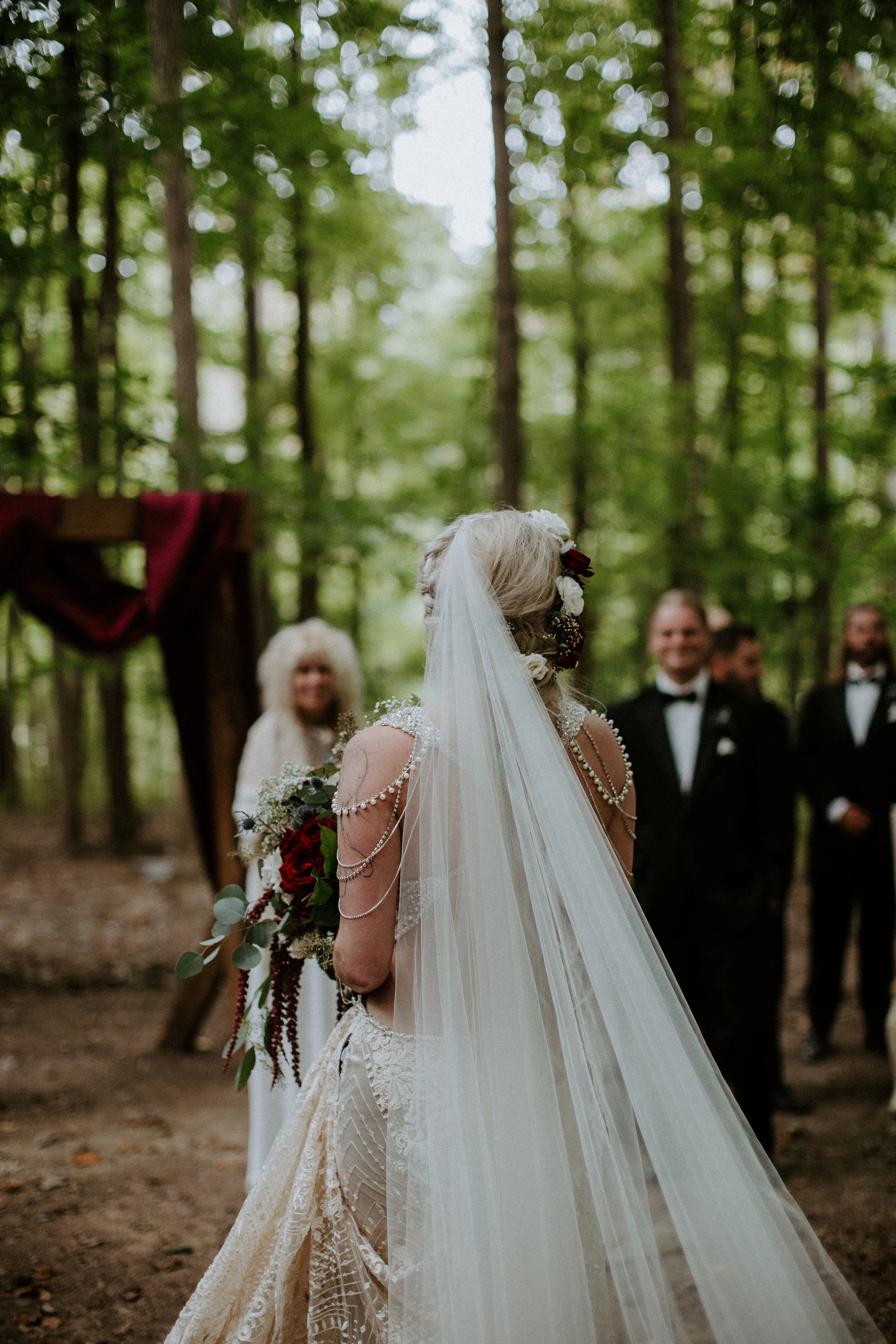 SMITHWEDDING-REAGANLYNNPHOTOGRAPHY-STABLESTUDIOS-INDIANA-59.jpg