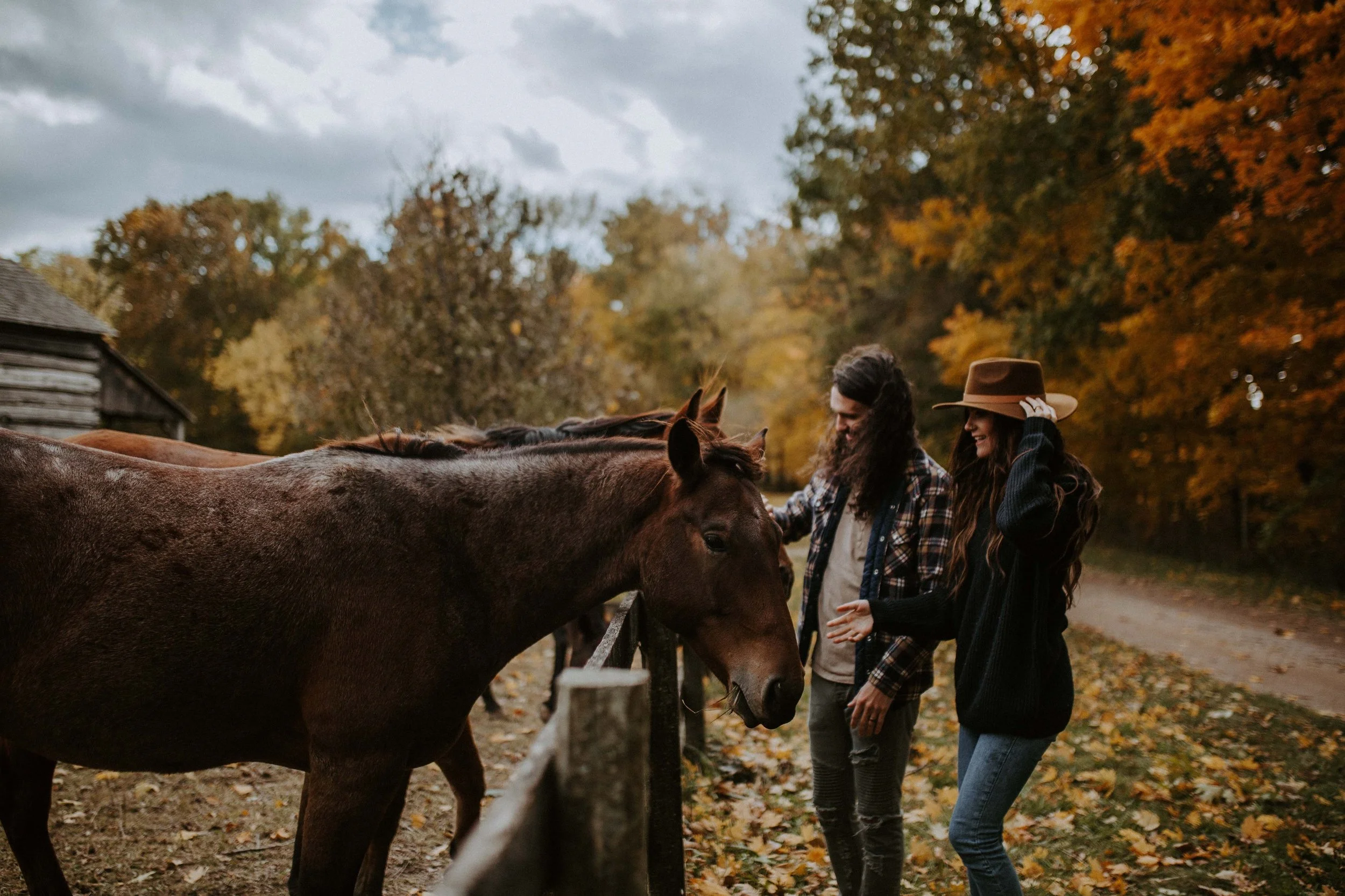reaganlynnphotography-couplephotography-connerprairie-leximccracken16.jpg