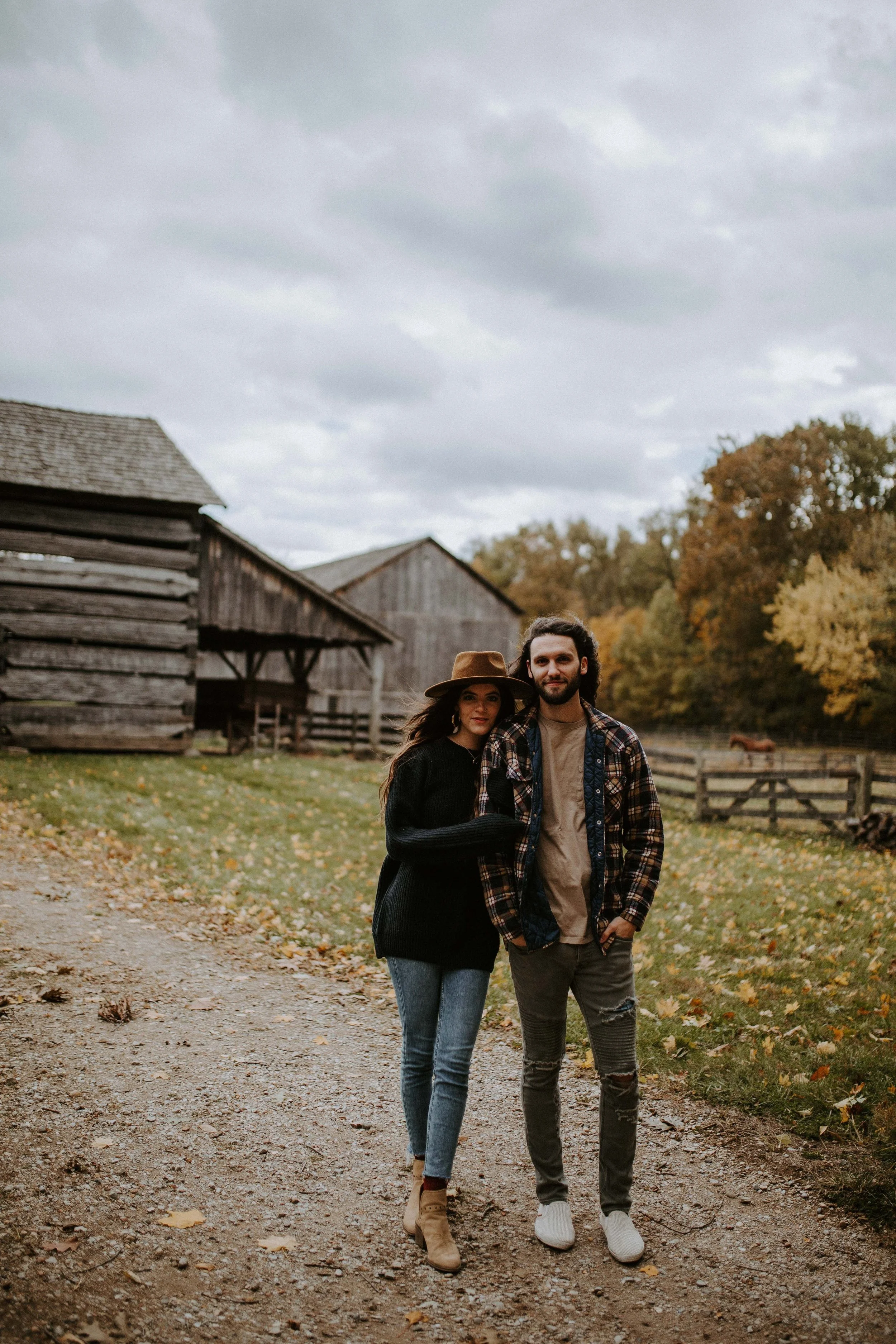 reaganlynnphotography-couplephotography-connerprairie-leximccracken23.jpg