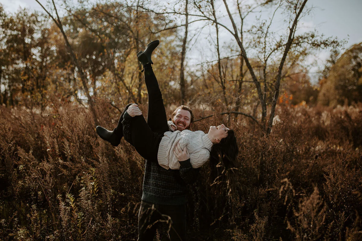 CATAURIELLA-MUNCIEENGAGEMENTPHOTOGRAPHER-INDIANAPOLISENGAGEMENTPHOTOGRAPHER-INDIANAPOLISWEDDINGPHOTOGRAPHER-REAGANLYNNPHOTOGRAPHY-YORKTOWNENGAGEMENT-INDIANAPHOTOGRAPHER-17.jpg