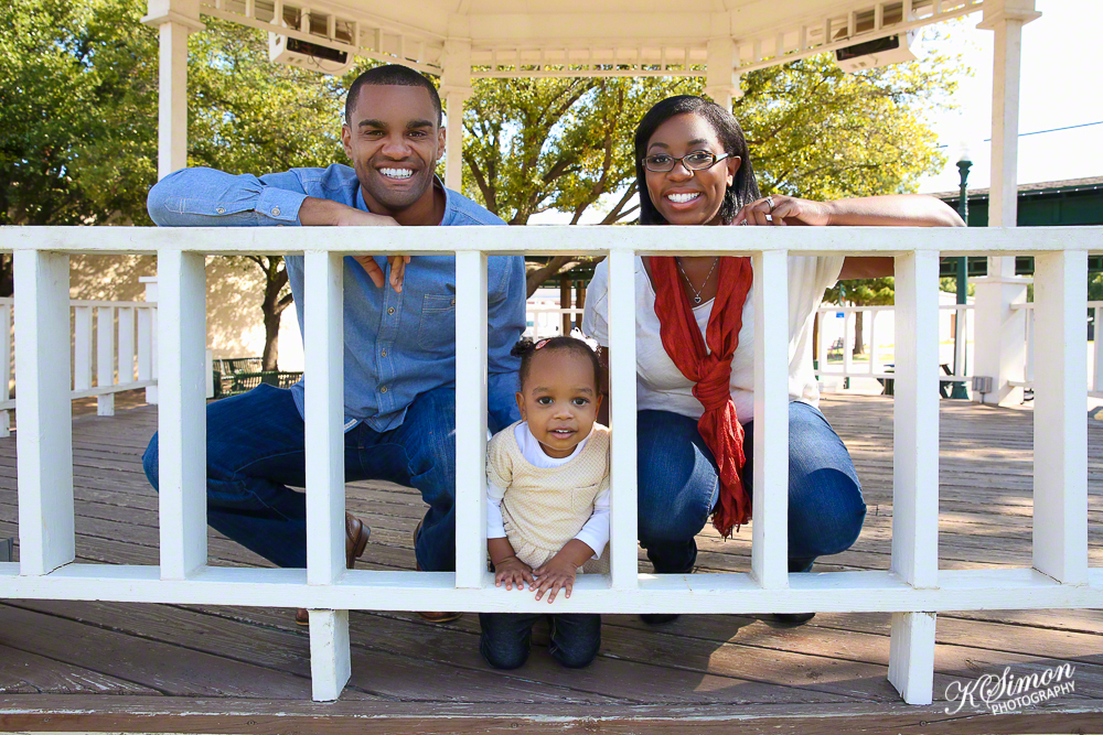 Lifestyle Family Portrait | Atlanta + Dallas Lifestyle, Fashion, & Business Portrait Studio and Outdoor Photographer | ksimonphotography.com | © KSimon Photography, LLC