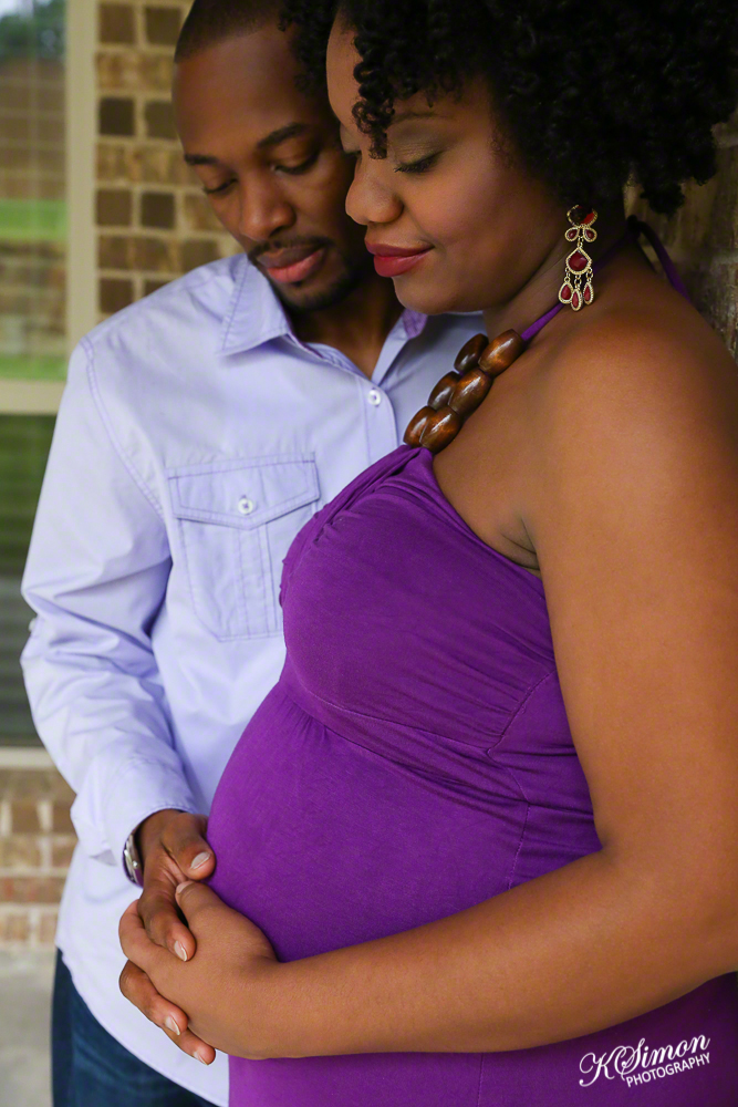 Lifestyle Maternity Portrait | Atlanta + Dallas Lifestyle, Fashion, & Business Portrait Studio and Outdoor Photographer | ksimonphotography.com | © KSimon Photography, LLC