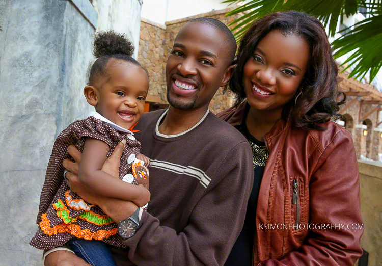 Lifestyle Family Portrait | Dallas Lifestyle, Fashion &amp; Business Portrait Studio and Outdoor Photographer | ksimonphotography.com | © KSimon Photography, LLC