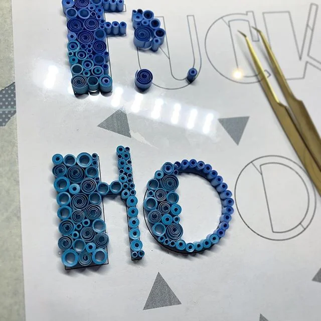 Starting to see some of the gradient 😅🤙#quilling #paperart #quillingpaper #fuckinghooray