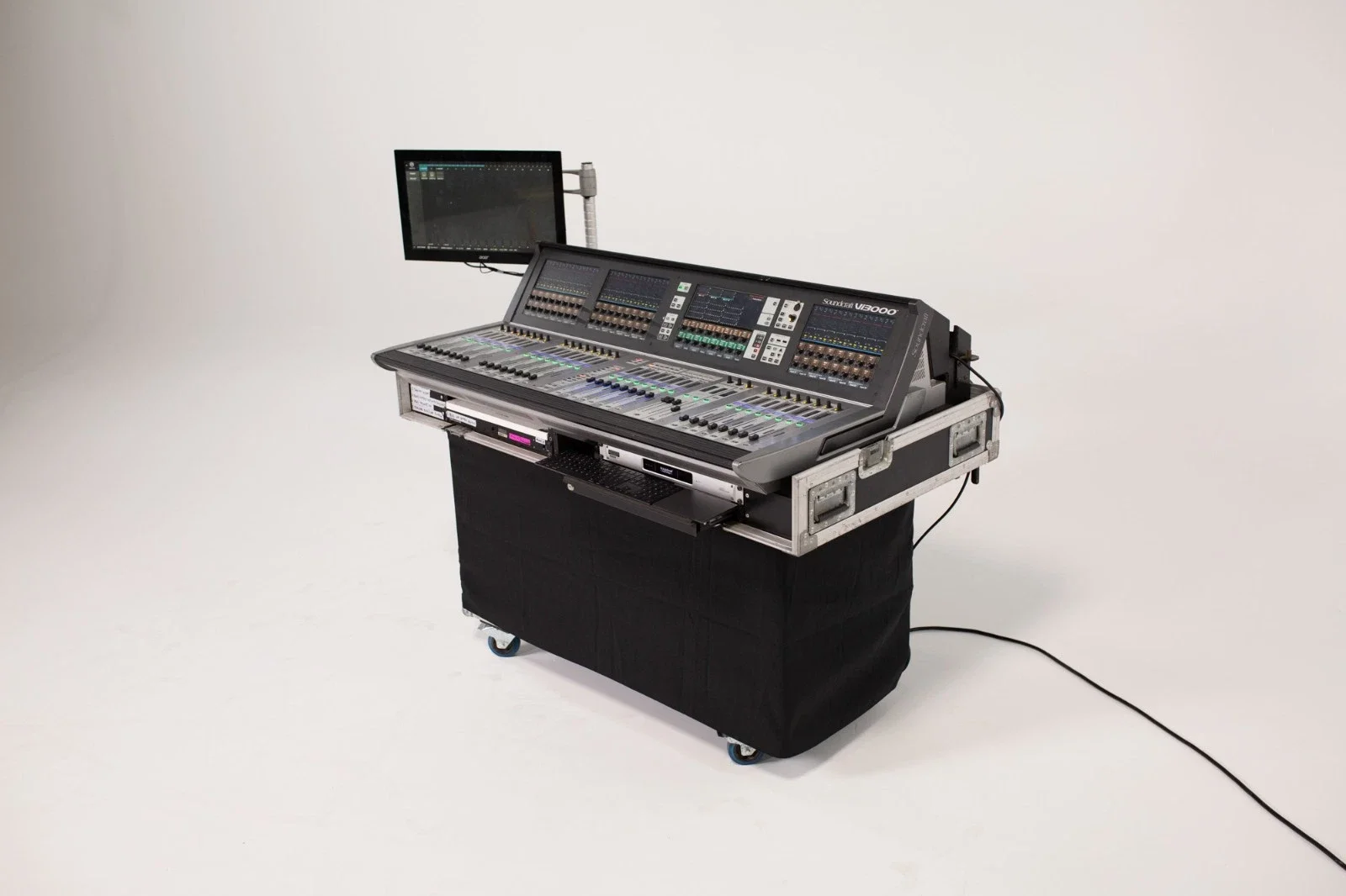 Soundcraft Vi3000 Mixing Console w:mini mac & realtime rack for sale(2).webp