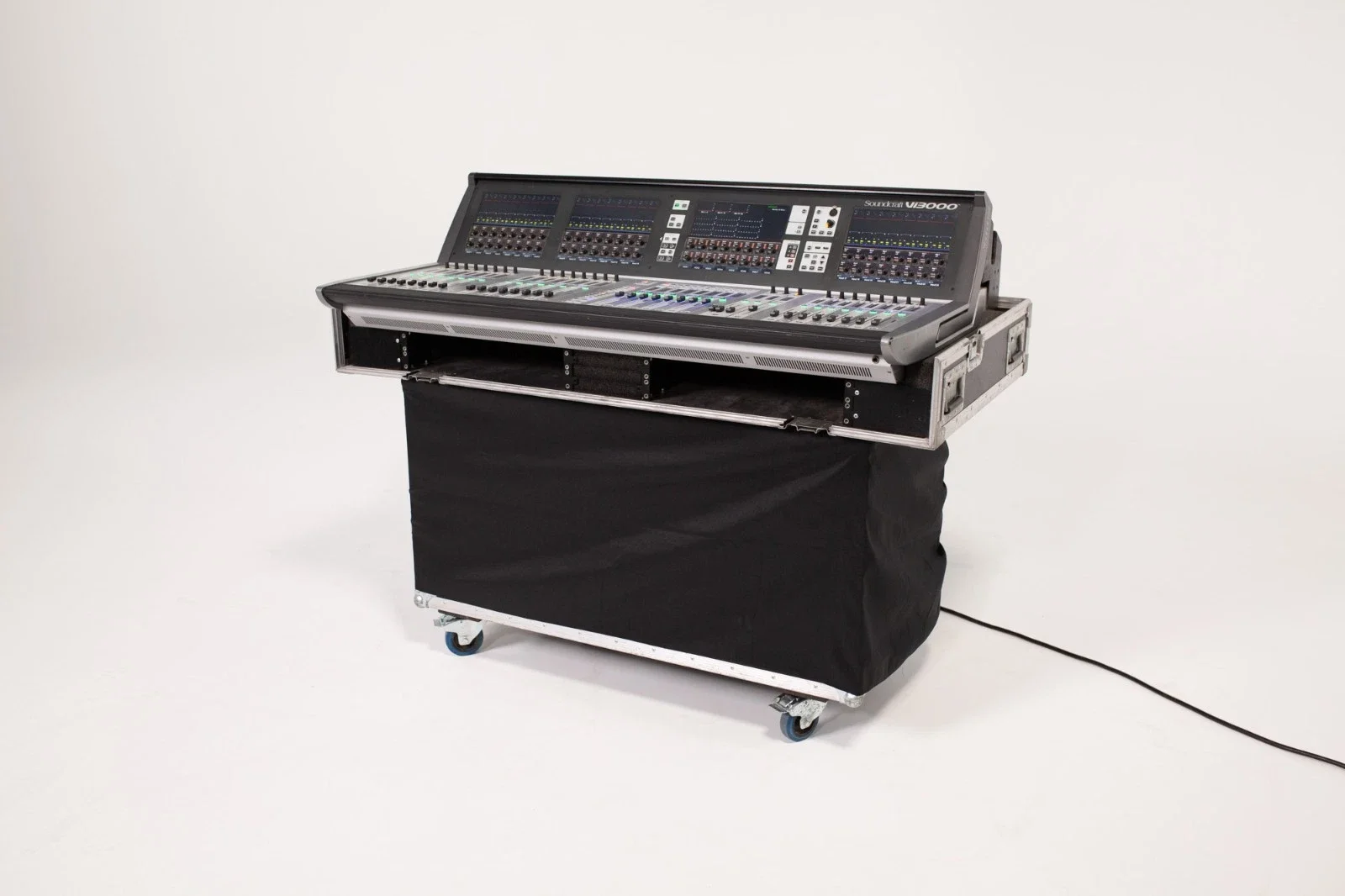 Soundcraft Vi3000 Digital Live Mixing Console for sale(6).webp