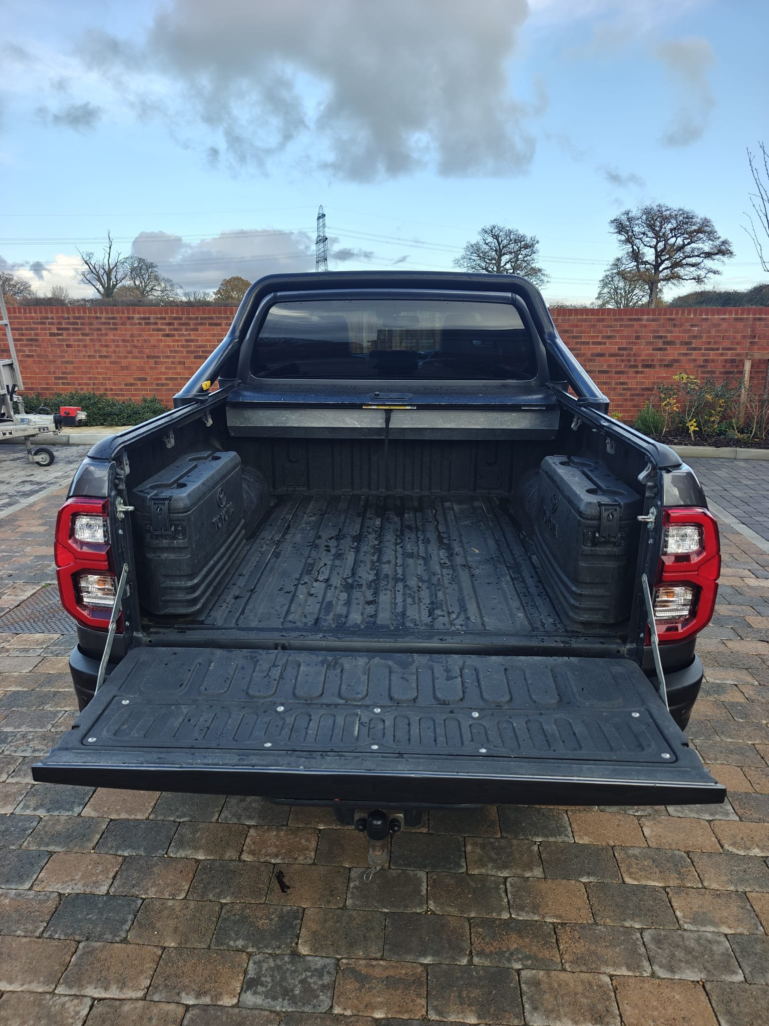 Hilux 3.12.25 Pic9.jpeg