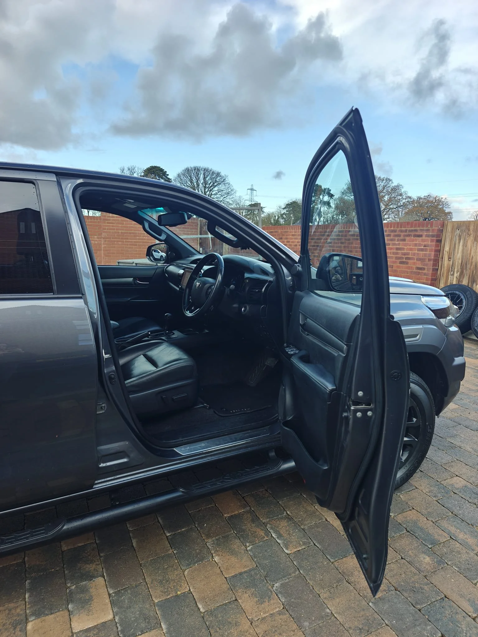 Hilux 3.12.25 Pic29.jpeg