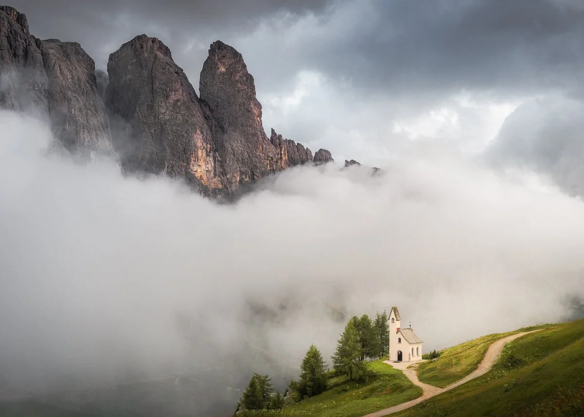 Dolomite Mood Facebook.jpg
