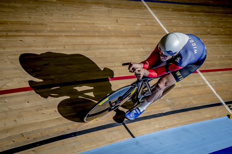 Andy in Wiggins kit, part of a set used by Kurio Compression, London Lee Valley Velodrome 2014 © Crankphoto