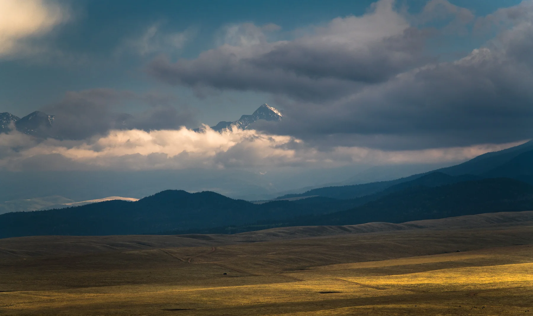 Blanca Peak Peeking