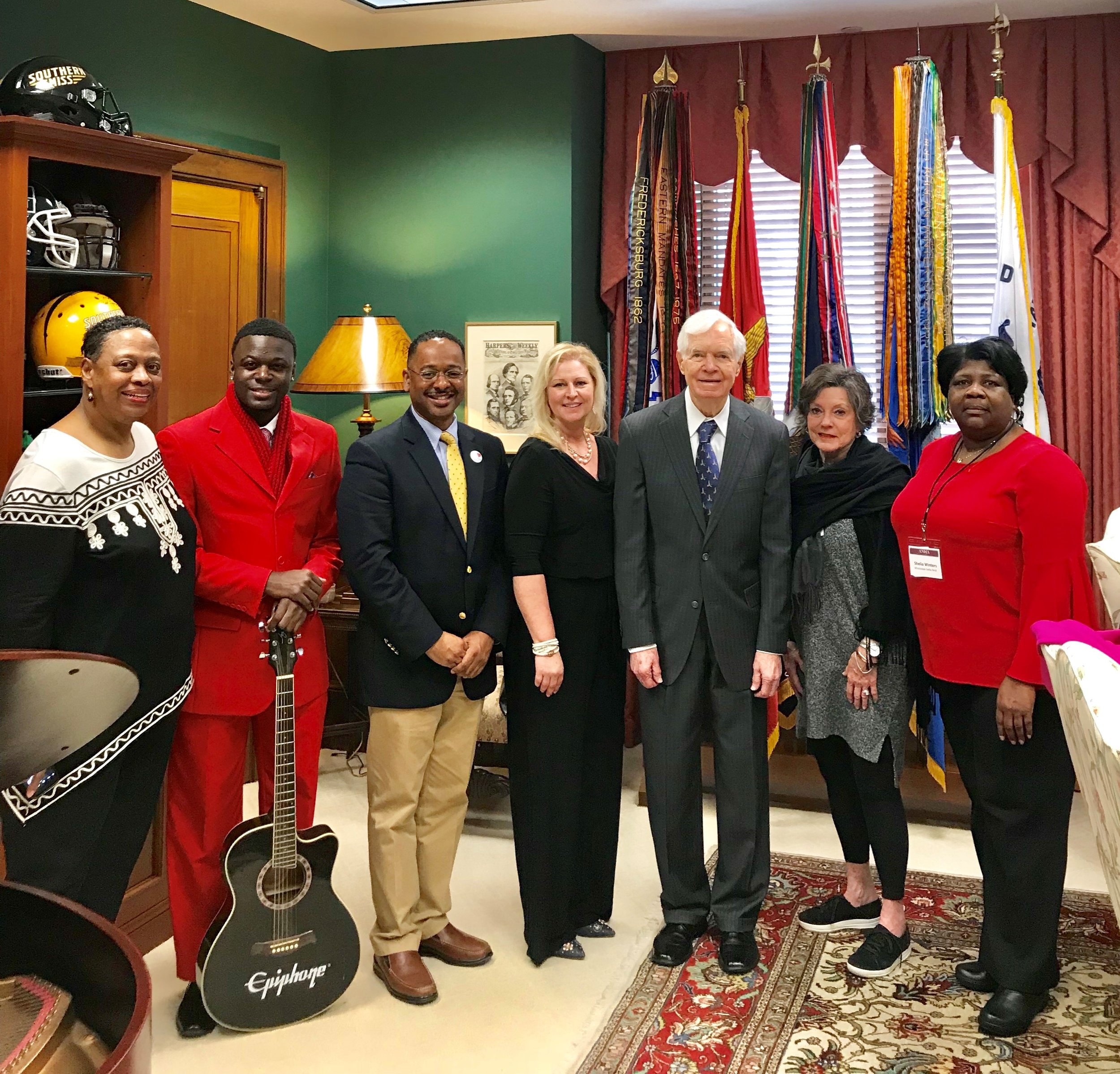 DCCL team with Senator Cochran.jpg