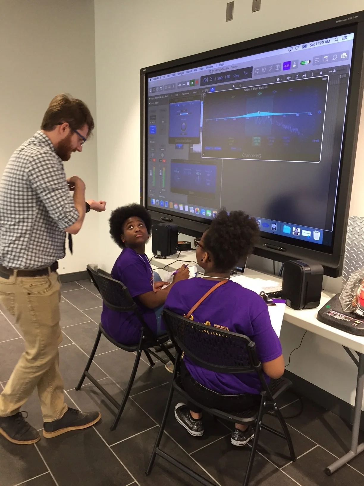 TechSavvy Workshop 2017 candid.jpg