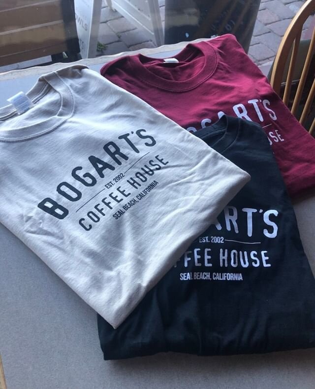 💥 Shirts have arrived! 💥⁠
Stop in to grab a Bogart's shirt featuring our new designs or even get one for a friend too 🤗 ⁠
.⁠
.⁠
#sealbeach #sealbeachpier #sealbeachca #sealbeachlife #southerncalifornia #coffeeshops #coffeelifestyle #coffeesesh #co