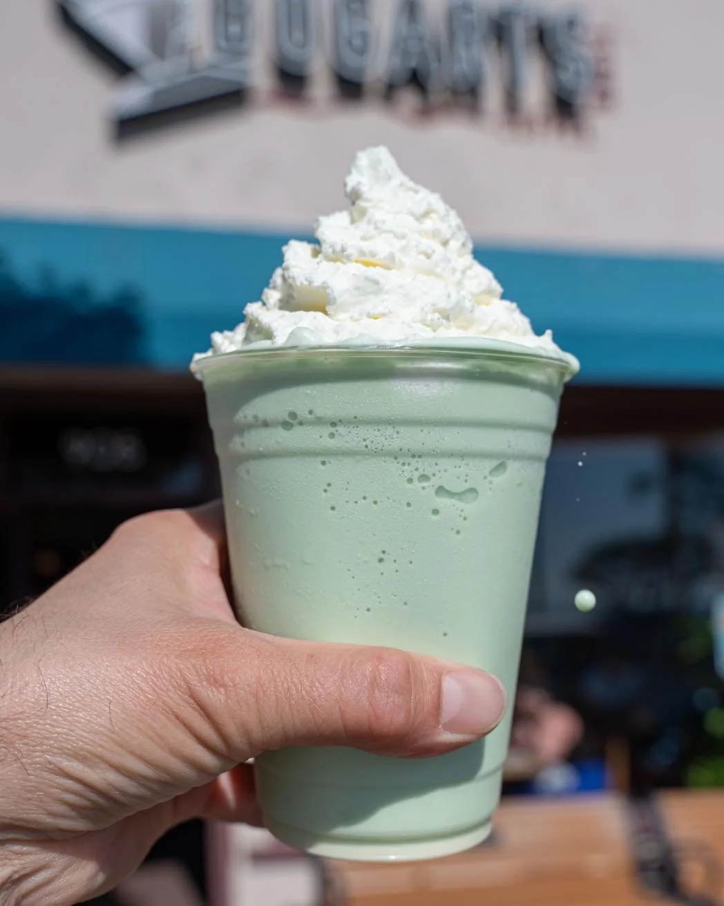Only at Bogart&rsquo;s can you get our Shamrock Milkshake ☘️🥤 

This special drink is made with creamy ice cream, milk, cr&egrave;me de menthe syrup, and Andes mints, creating a refreshing and indulgent treat! 

Stop by and enjoy this delicious clou