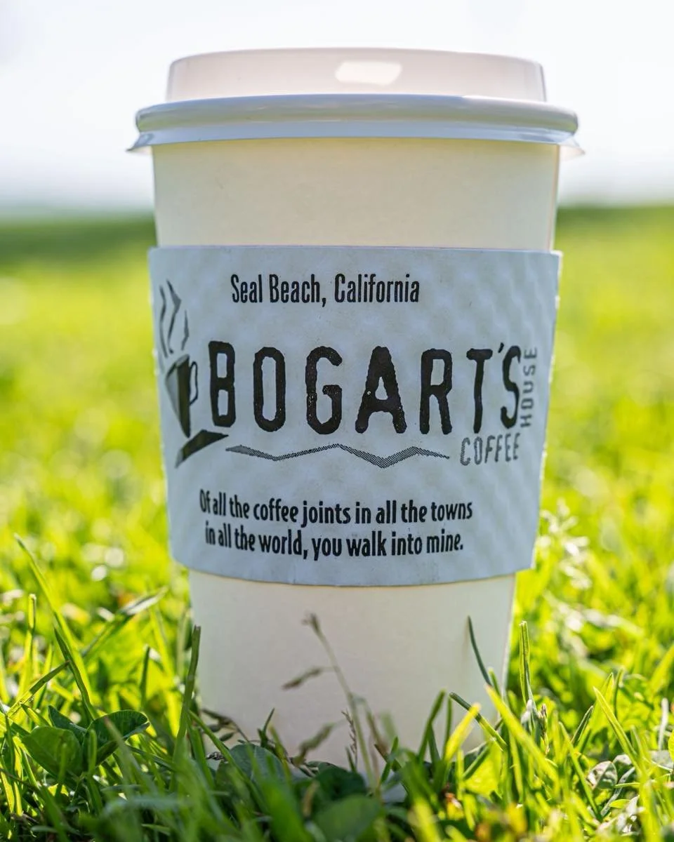 It feels like summer already!! ☀️
If you&rsquo;re planning a picnic in Seal Beach this week, don&rsquo;t forget to stop by Bogart&rsquo;s for drinks and pastries ☕🥐✨