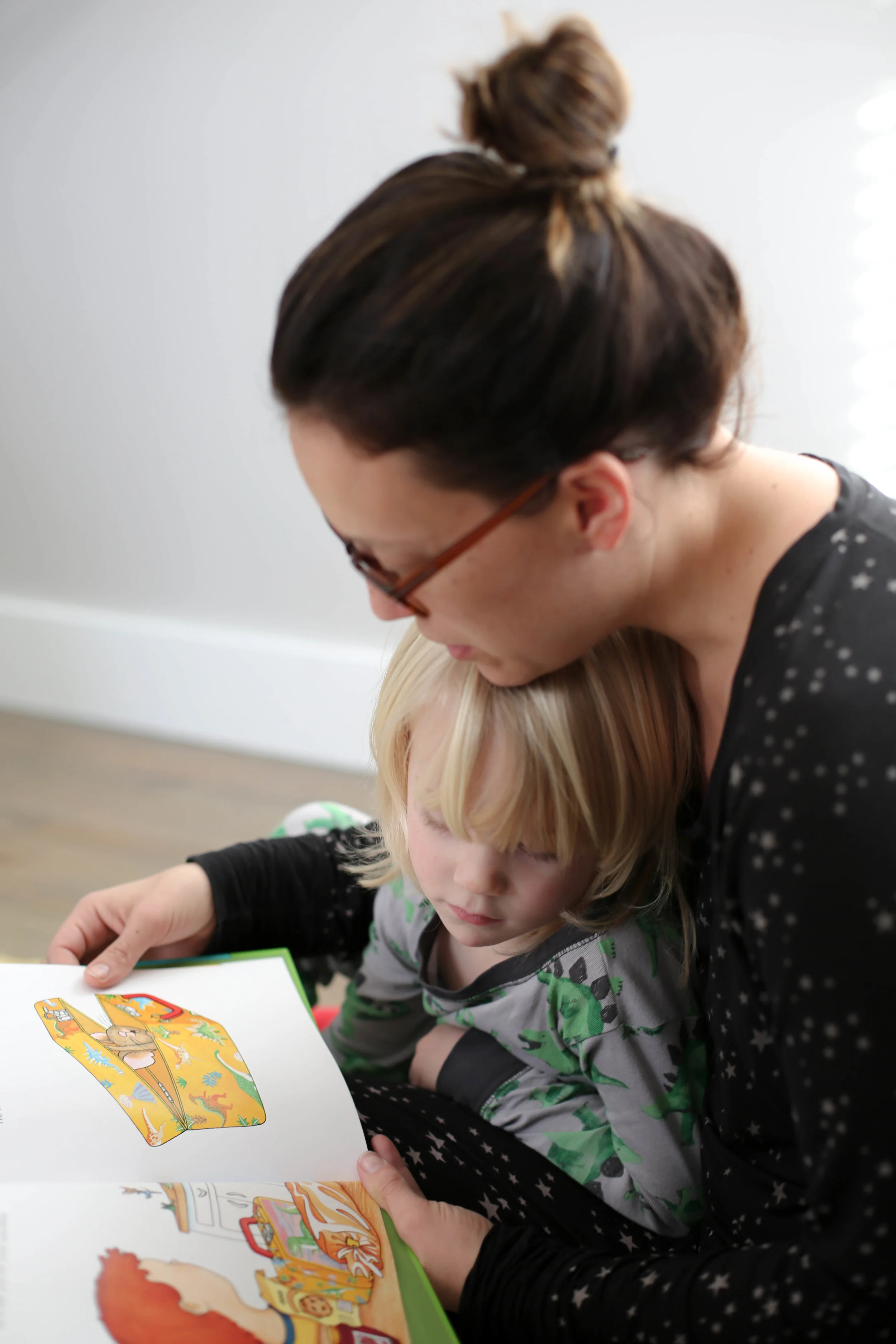 HOW TO MAKE YOUR CHILD A READER image 9