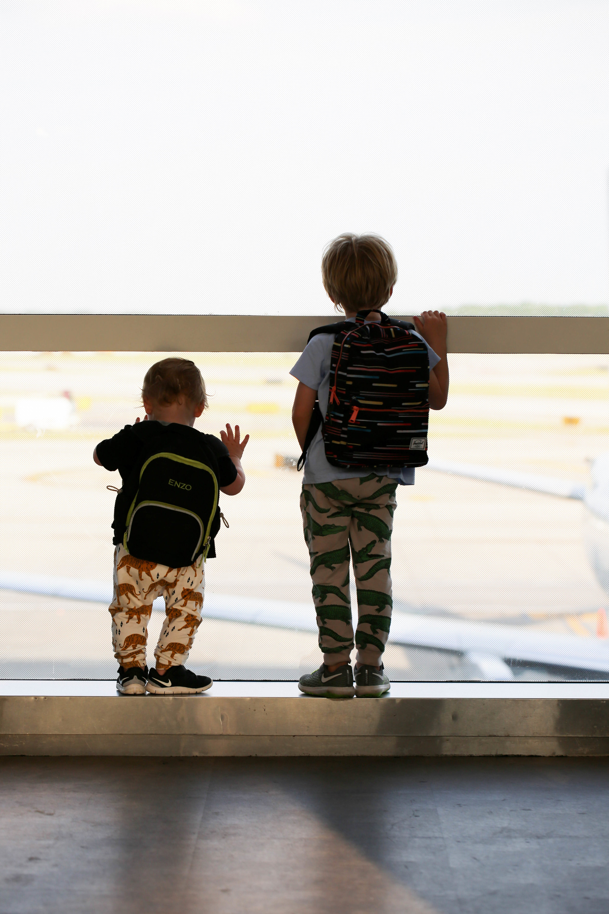 7 LIFE SAVING TIPS FOR TRAVELING WITH TODDLERS image 7